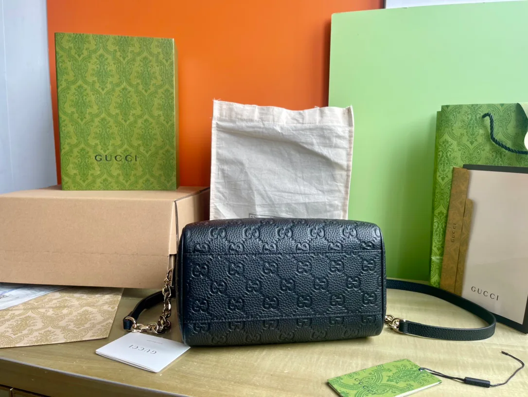 Классические Сумки Женские Gucci 11615582