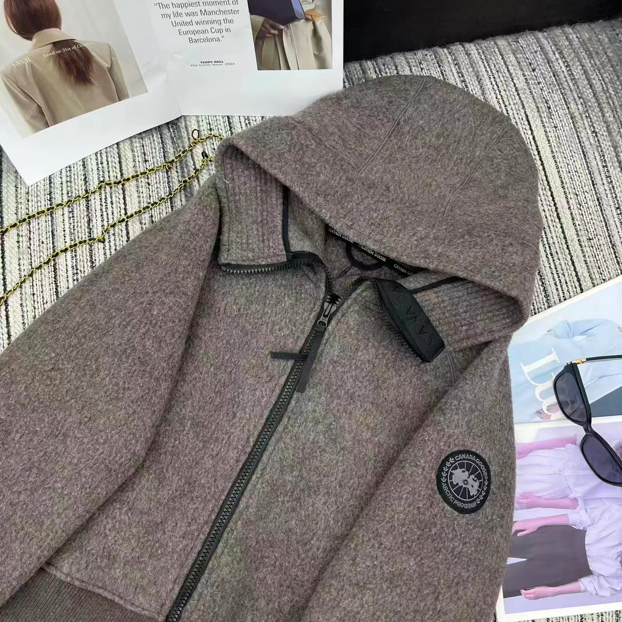 Свитшоты Женские Canada Goose 130490