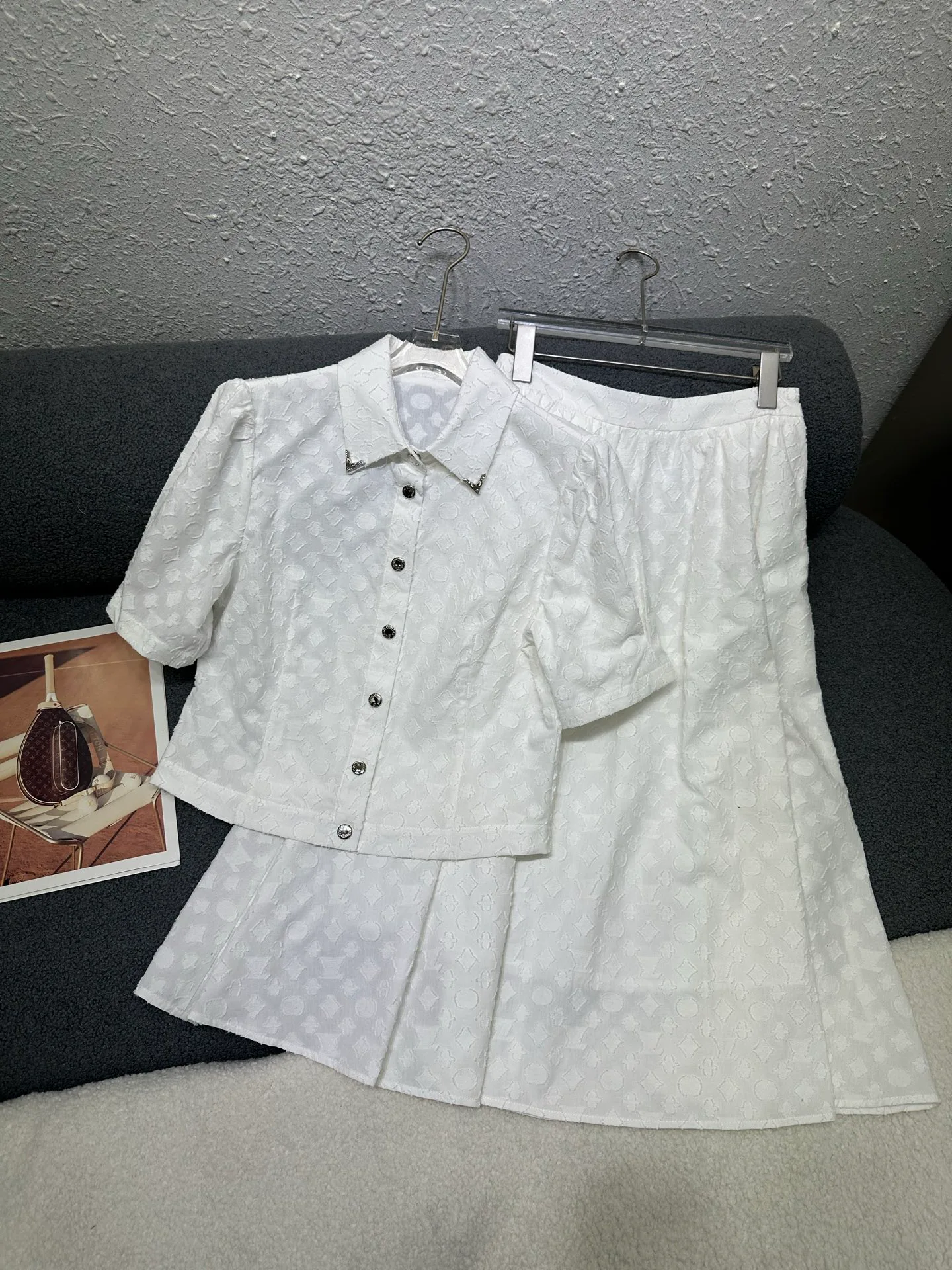 Костюмы Женские Louis Vuitton 10006511