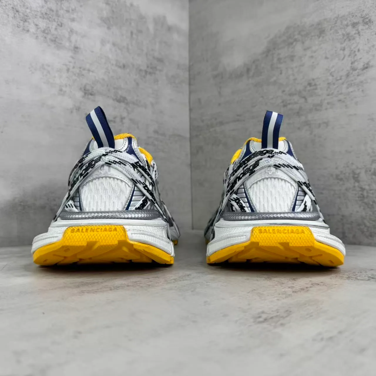 Кроссовки Женские Balenciaga 11216172
