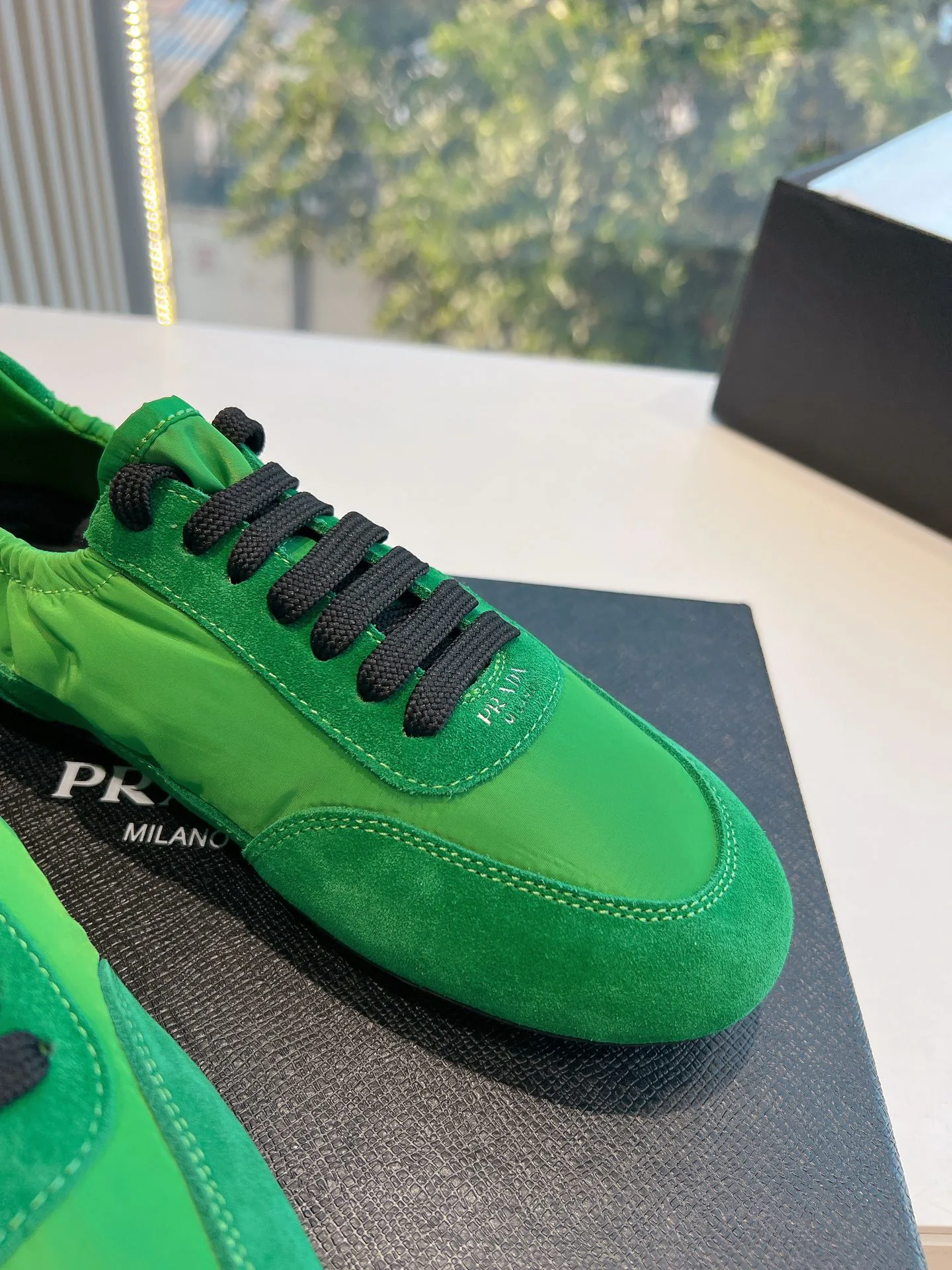 Кроссовки Женские Prada 6366