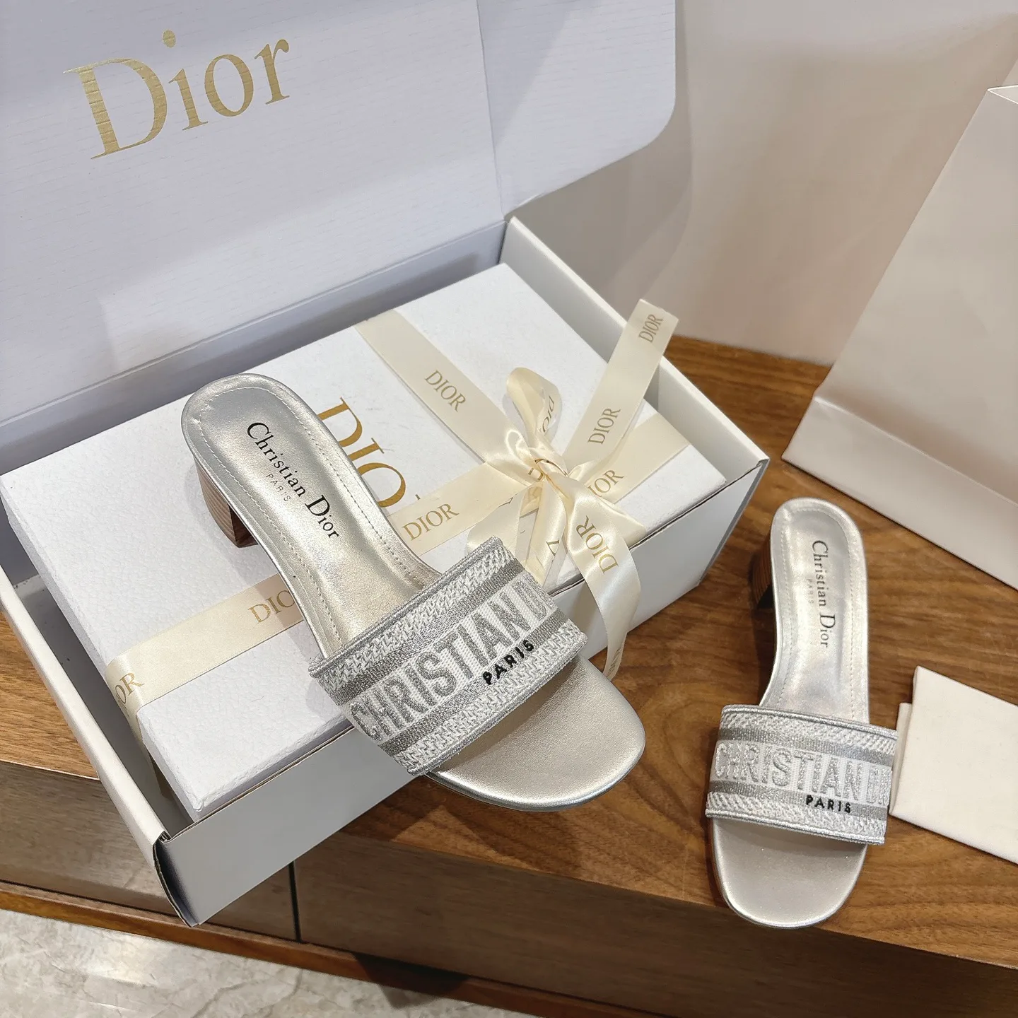Босоножки Женские Christian Dior 1137289