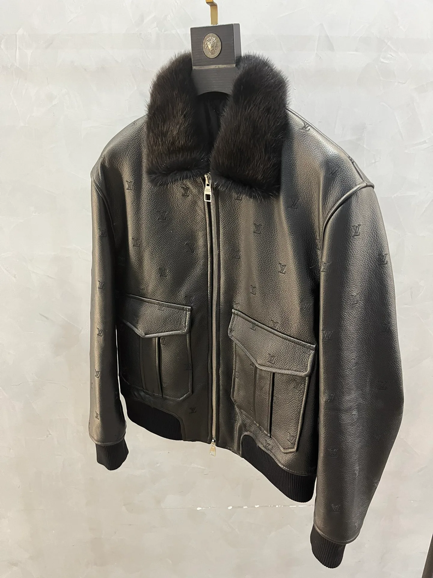 Кожаные Куртки И Дублёнки Мужские Louis Vuitton 1752351