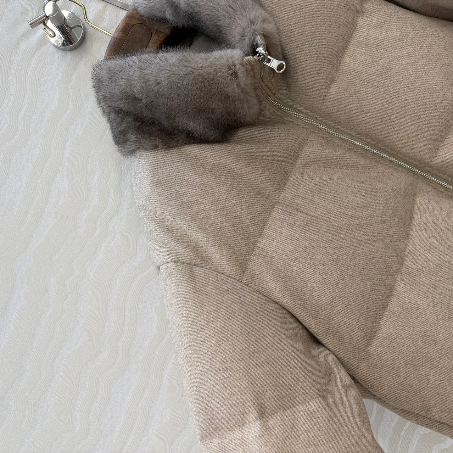 Куртки И Пуховики Женские Loro Piana 990595