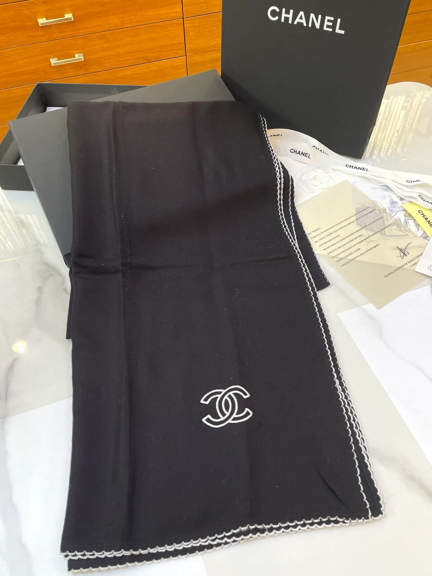 Шарфы Chanel 76748