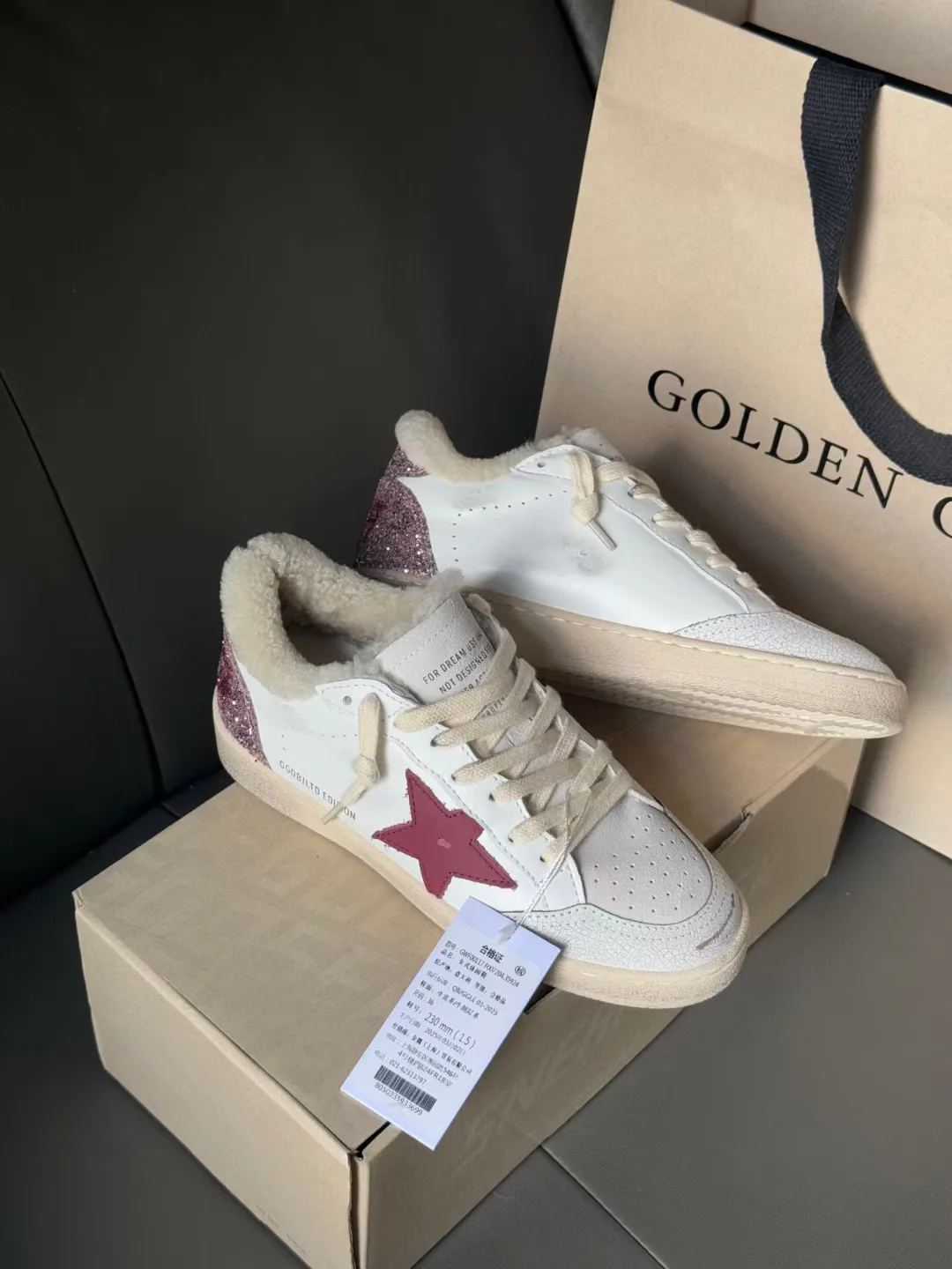 Кроссовки Женские Golden Goose 19501075