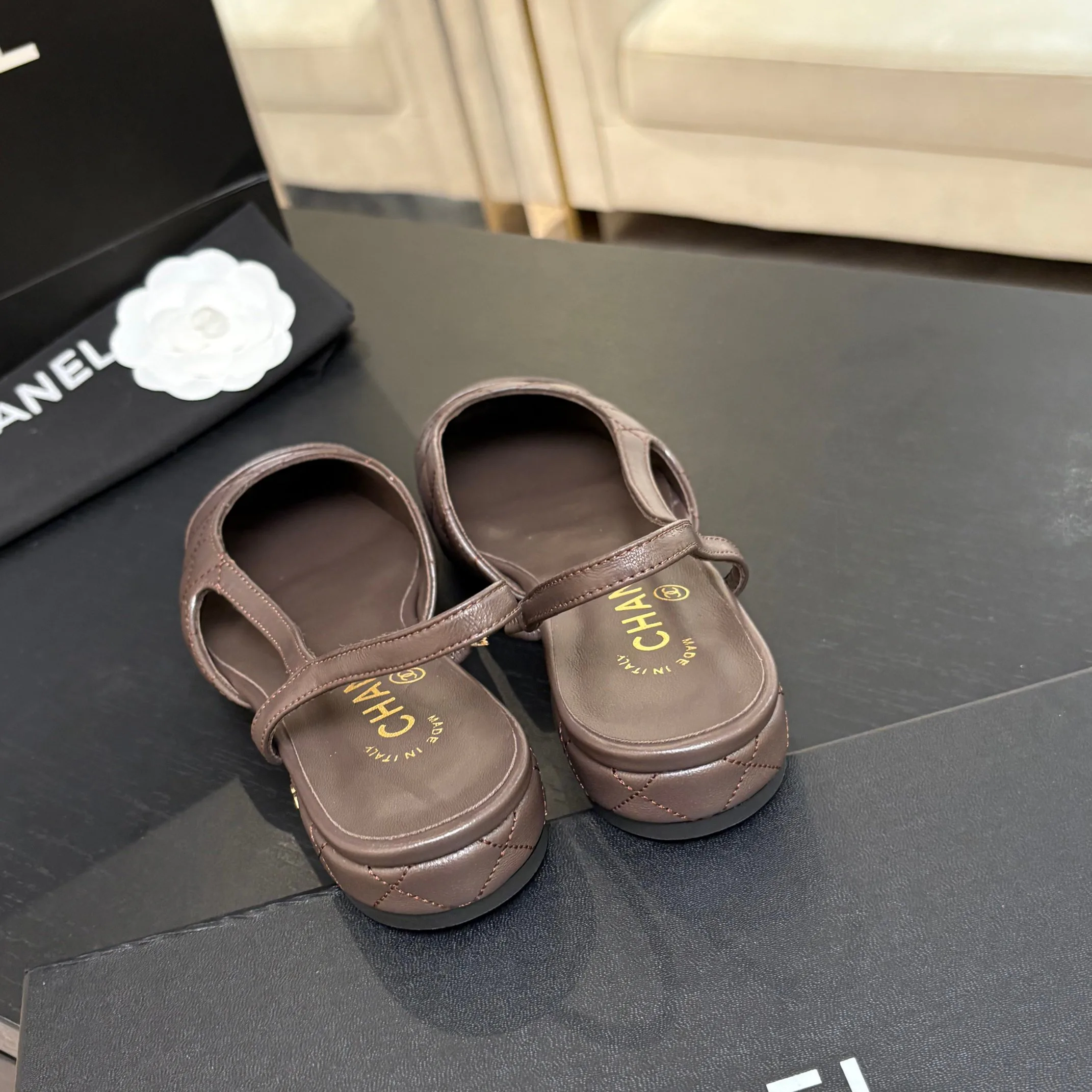Босоножки Женские Chanel 17730814