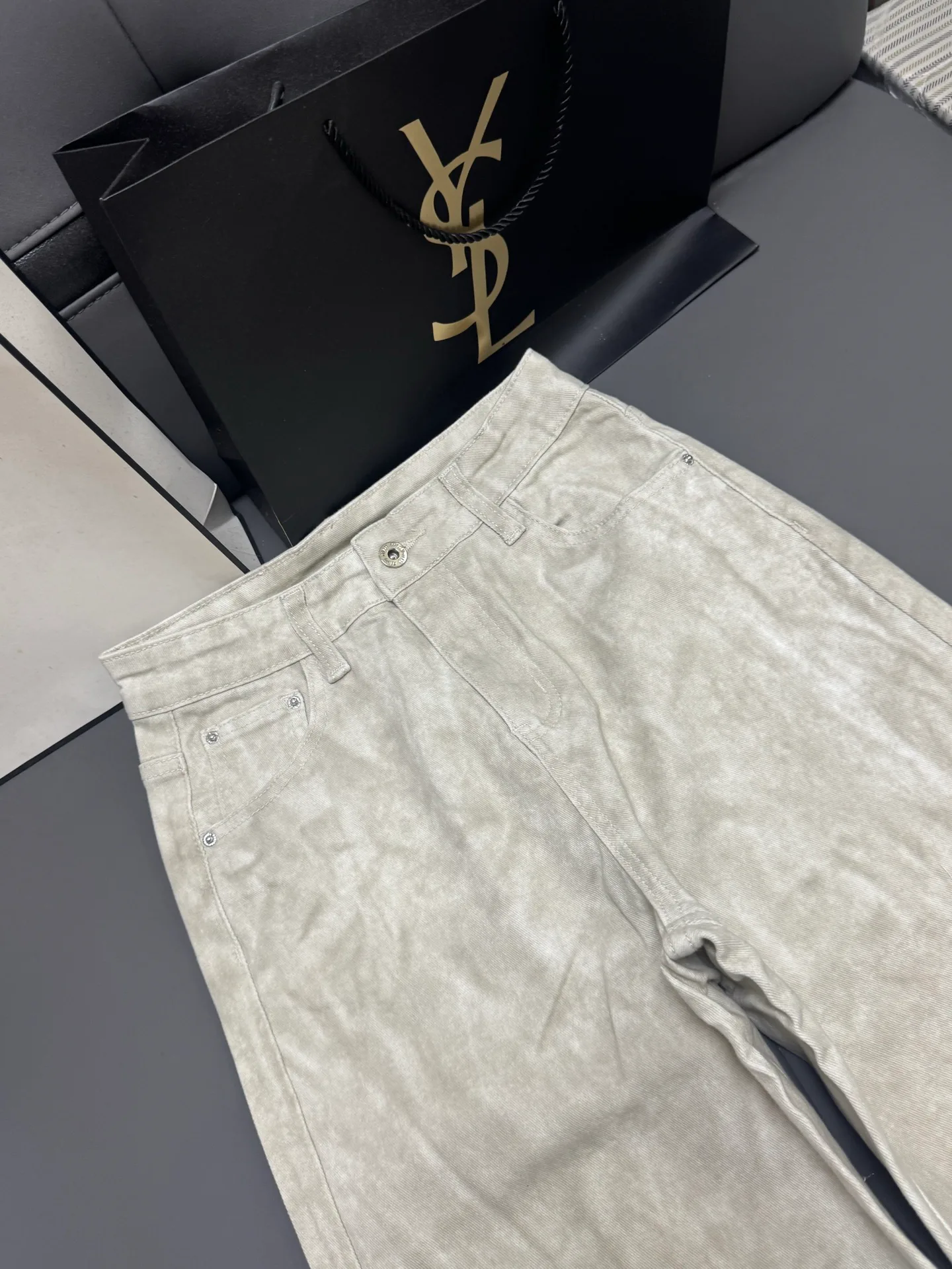 Джинсы Женские Miu Miu 11244585