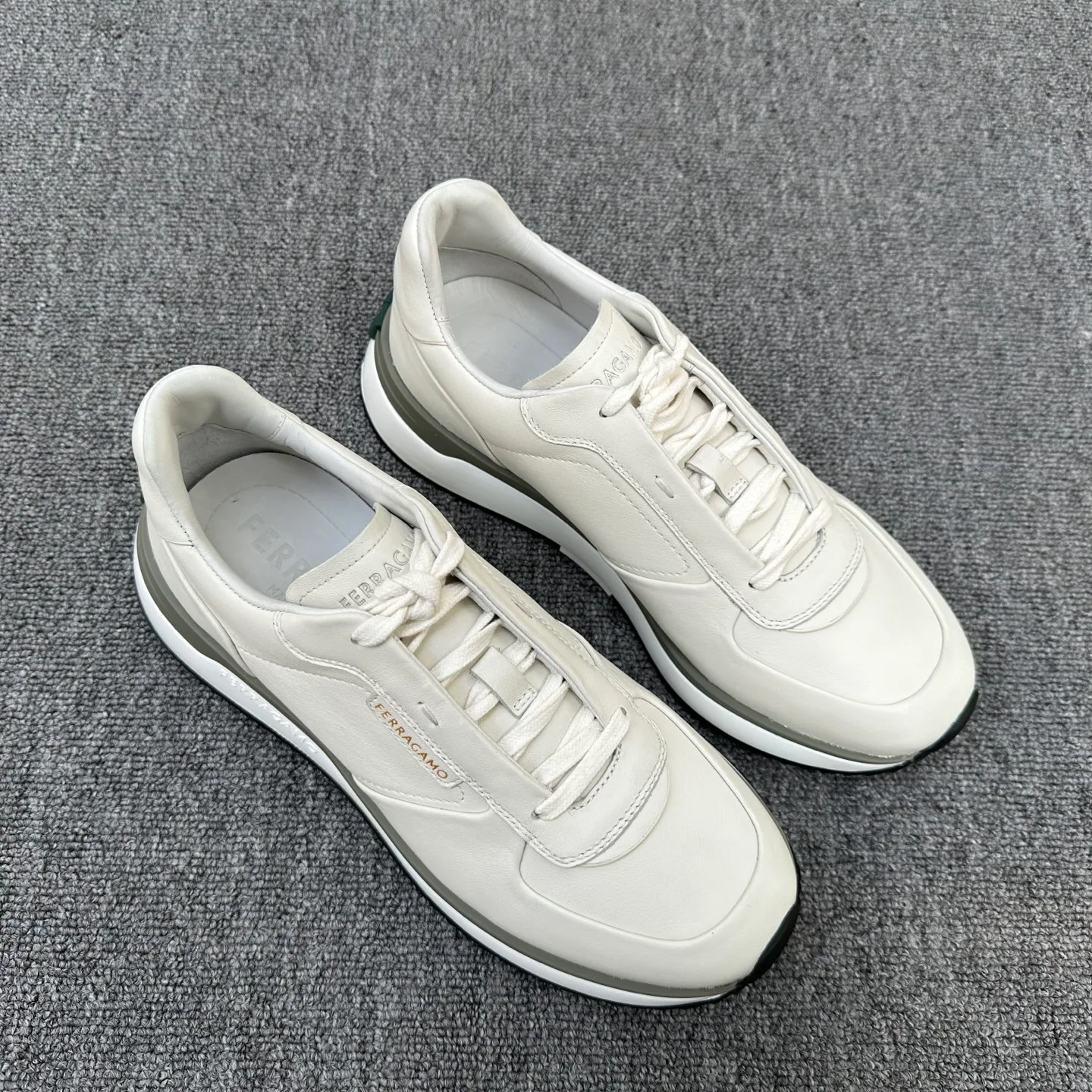 Кроссовки Мужские Salvatore Ferragamo 18075950