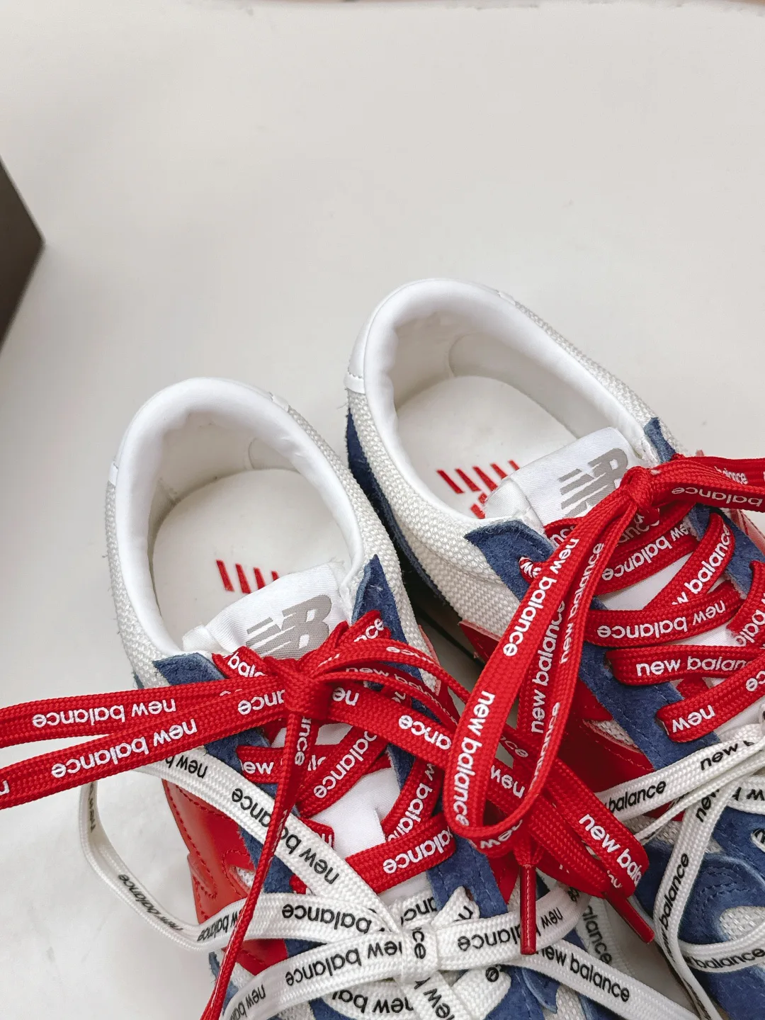 Кроссовки Женские New Balance 30687