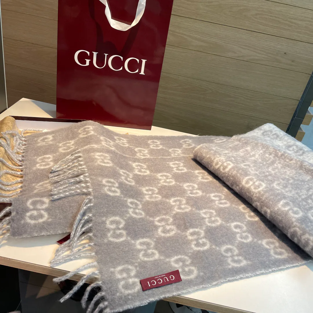 Шарфы Gucci 5073835