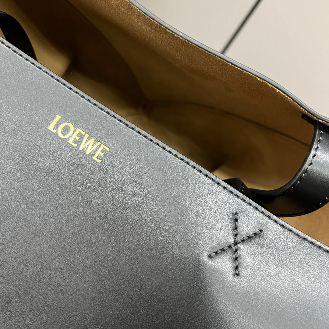 Классические Сумки Женские Loewe 11513621