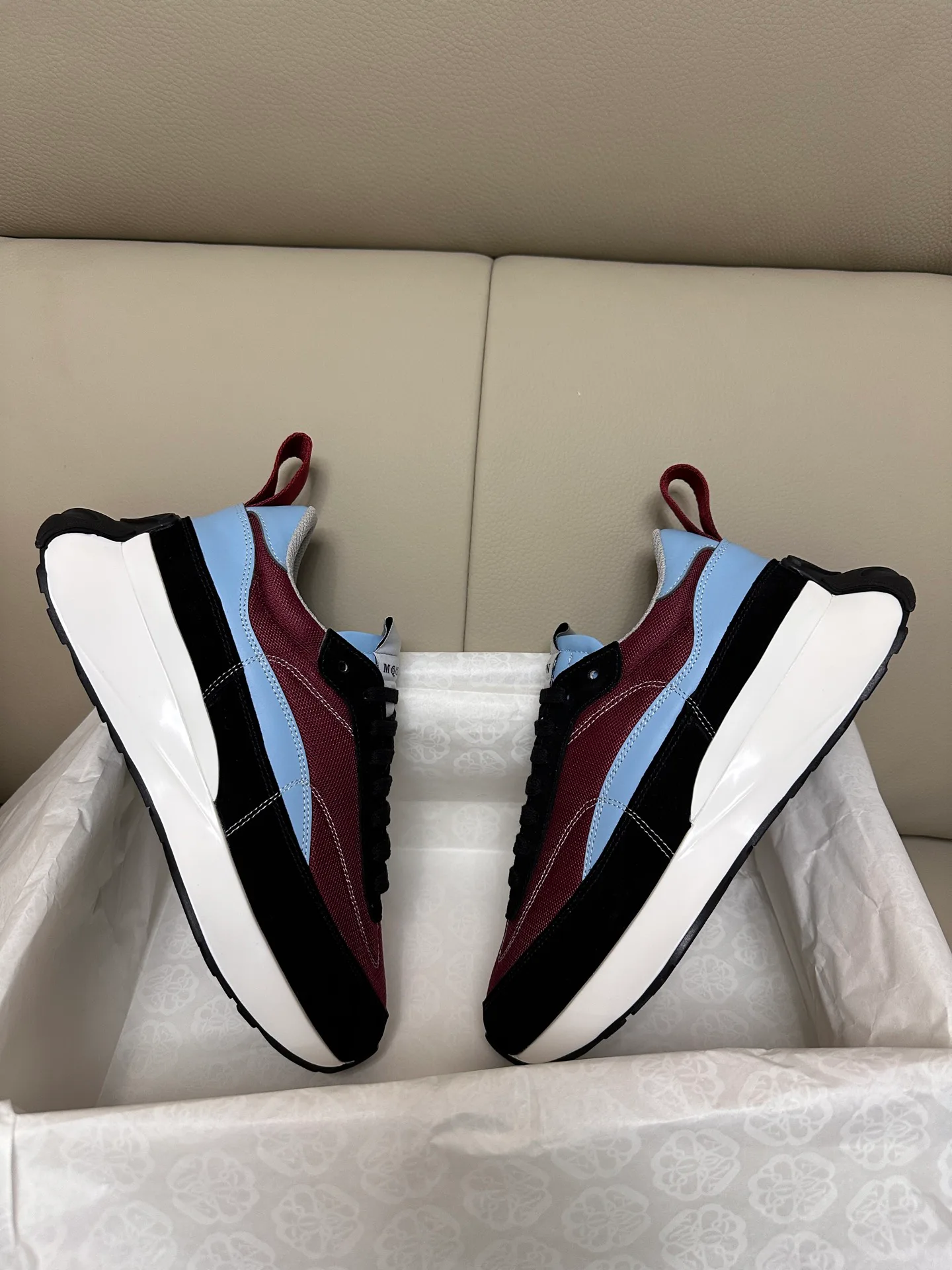 Кроссовки Женские Alexander Mcqueen 10250873