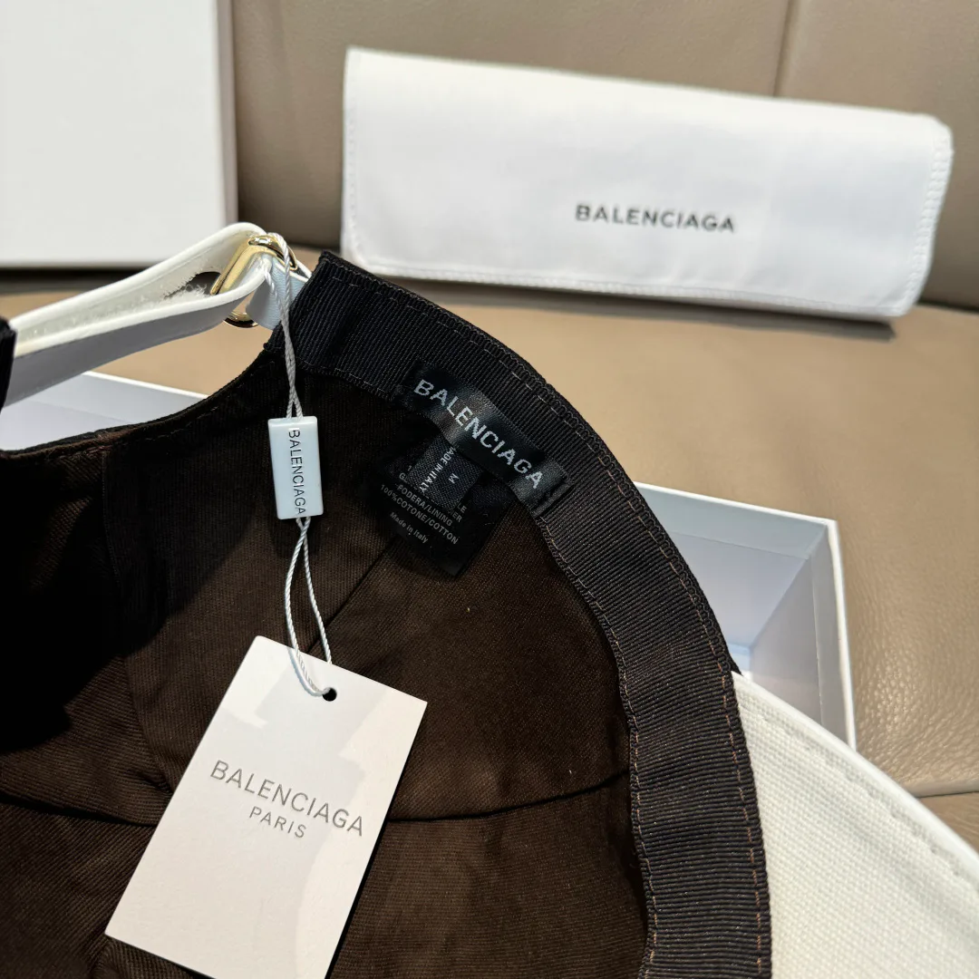 Головные Уборы Balenciaga 17515246
