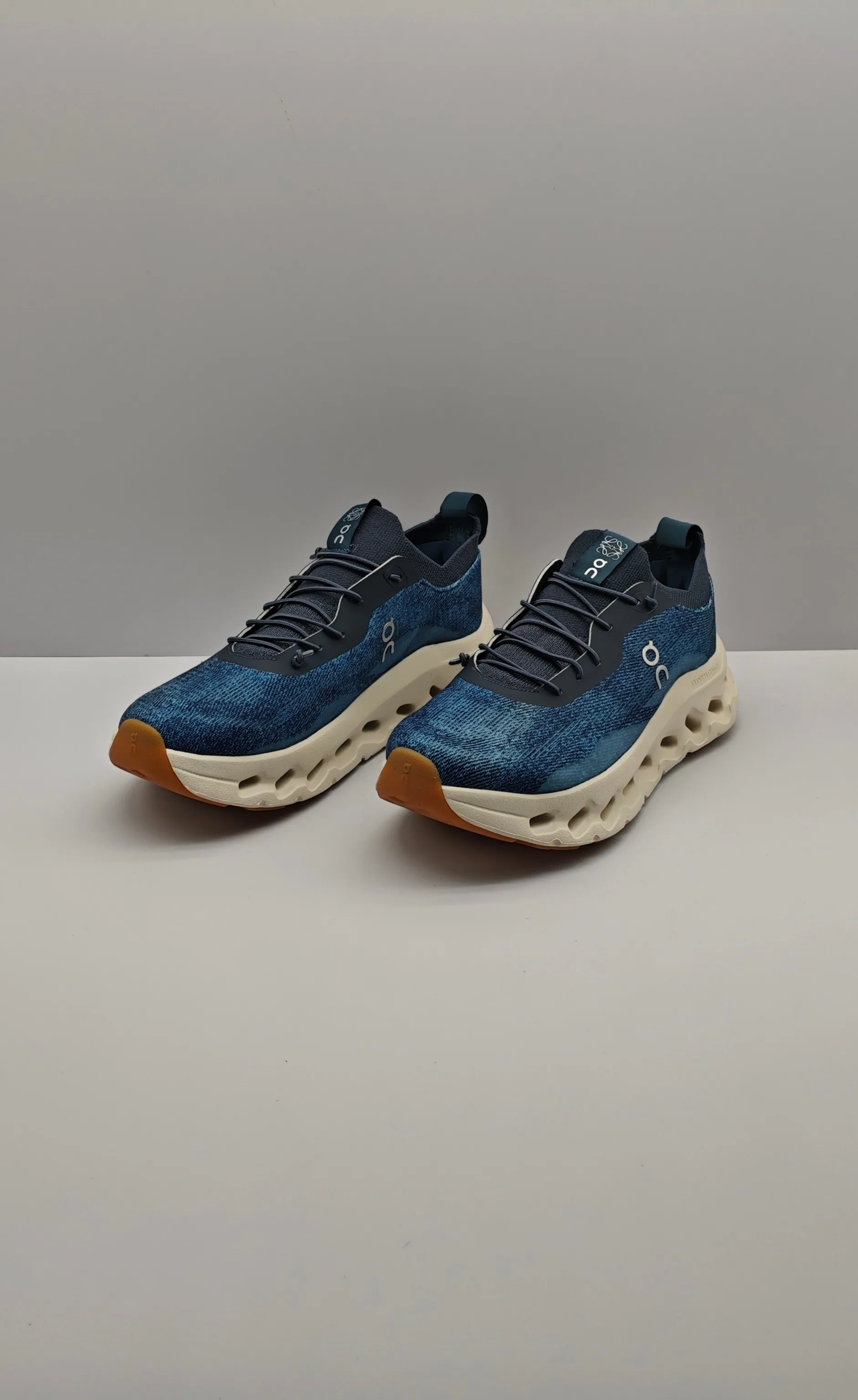 Кроссовки Женские Loewe 13193962