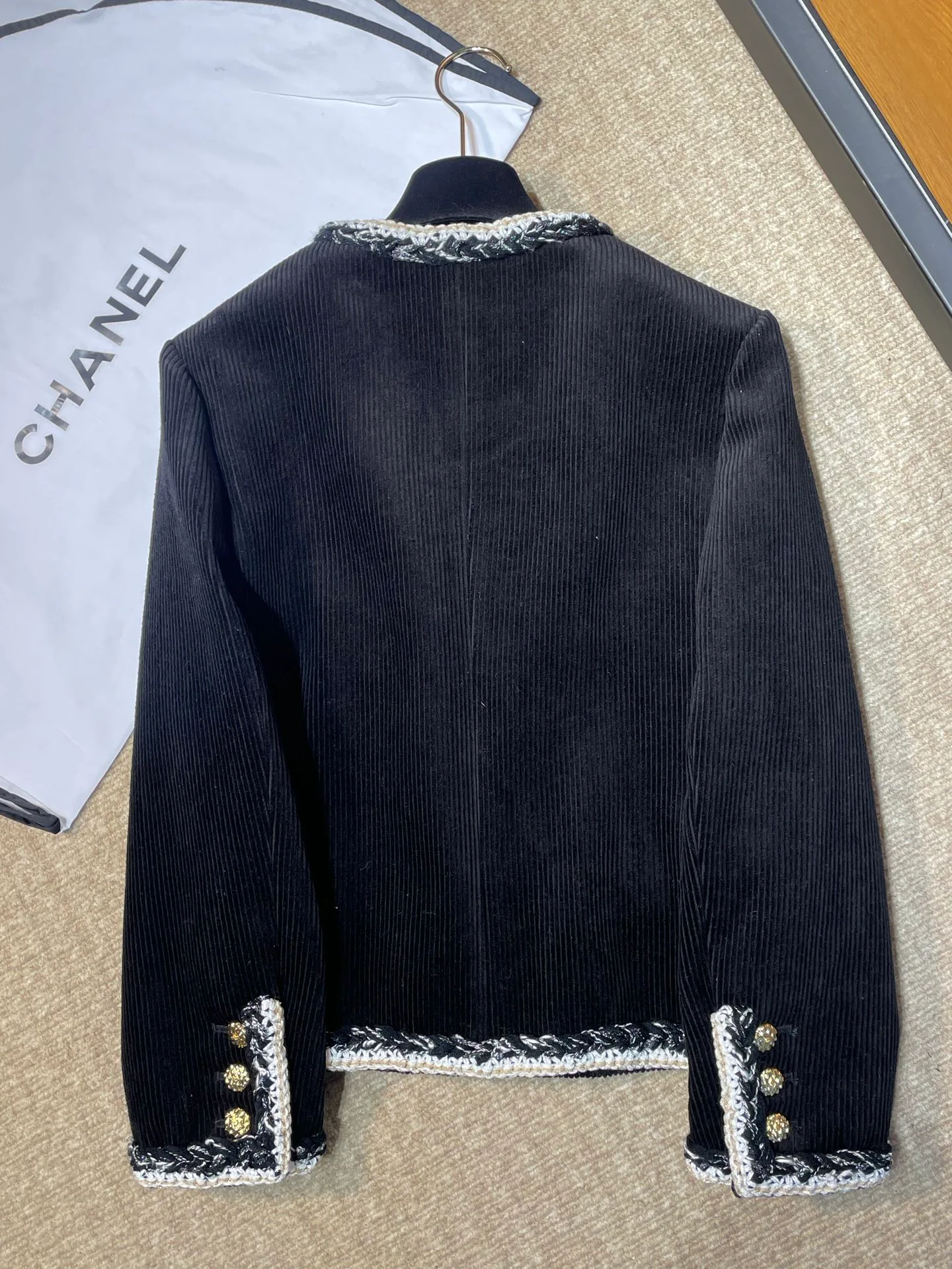 Куртки И Пуховики Женские Chanel 477388