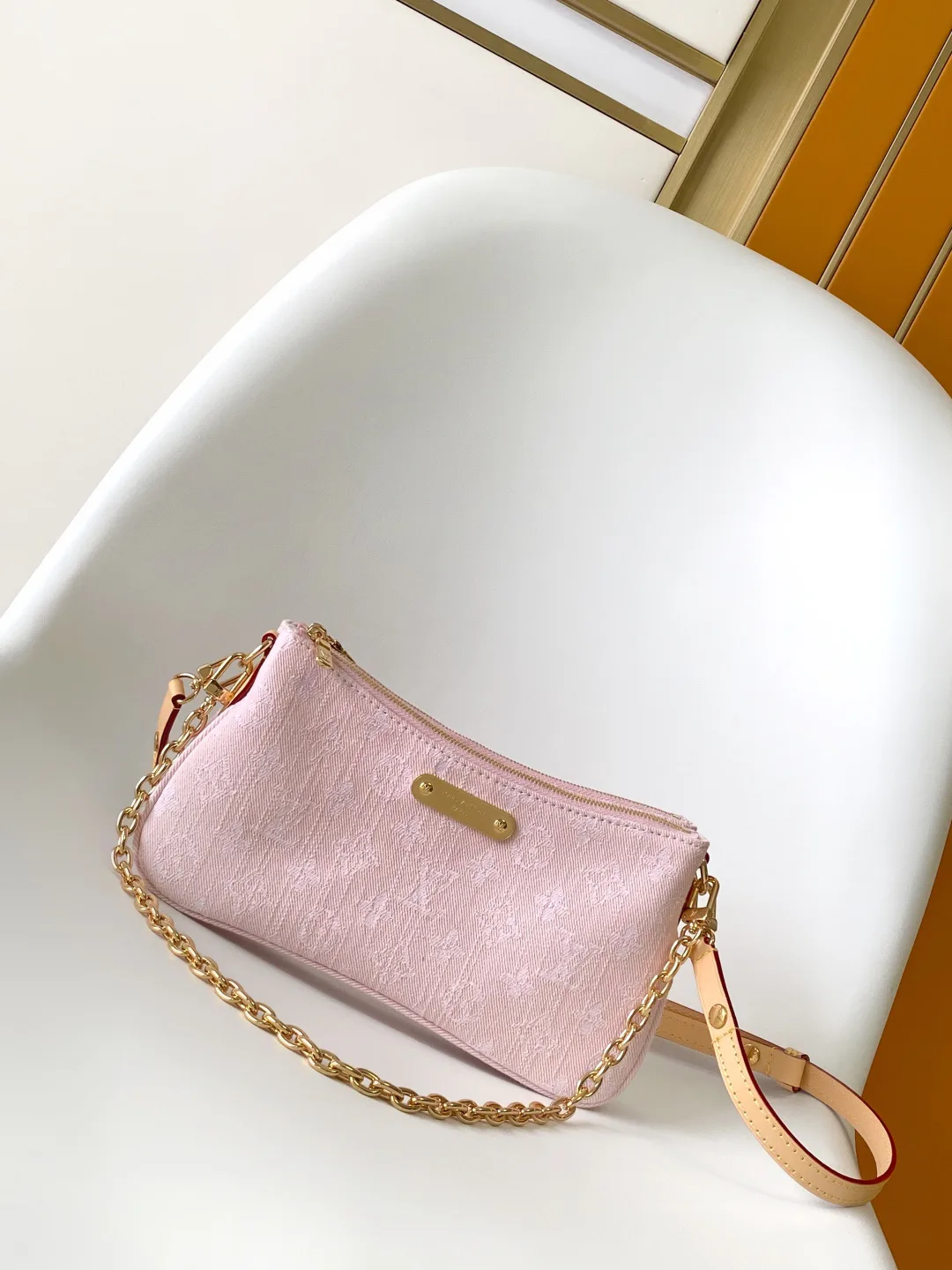 Клатчи Женские Louis Vuitton 13435256