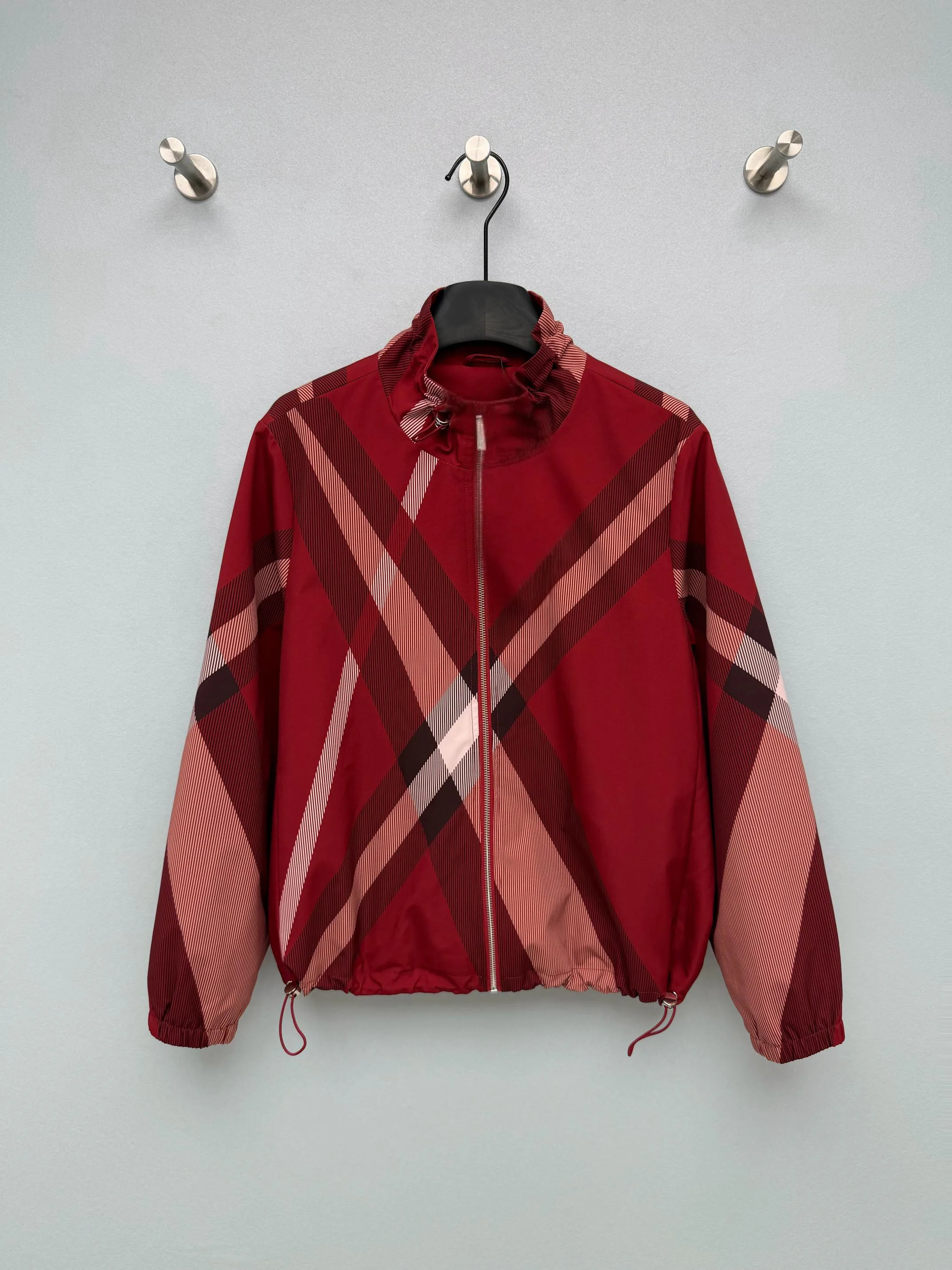 Куртки И Пуховики Женские Burberry 18512947