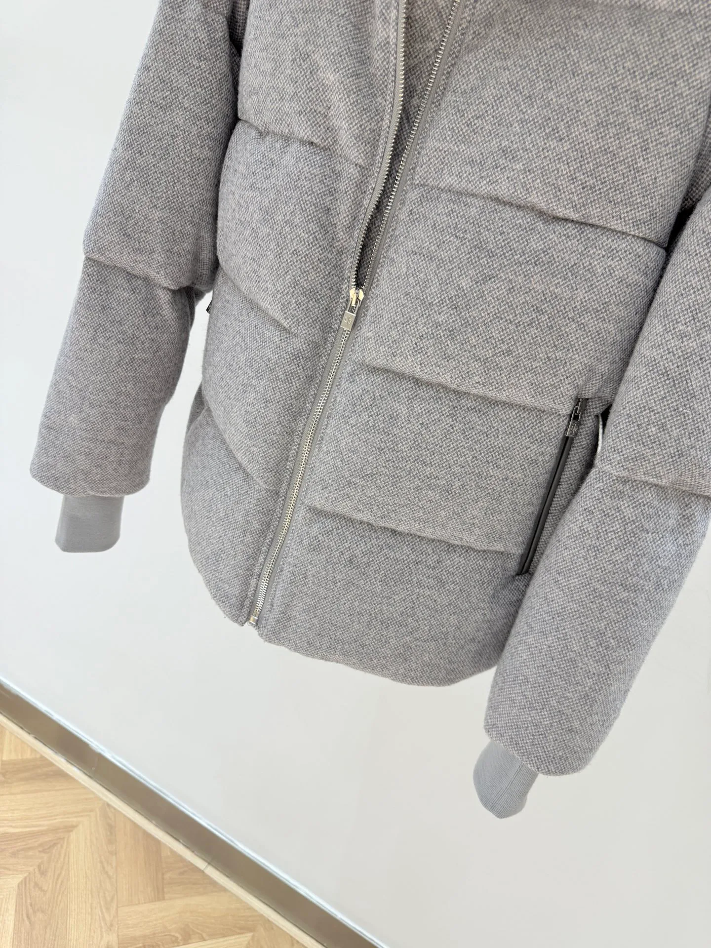 Куртки И Пуховики Женские Loro Piana 18082724
