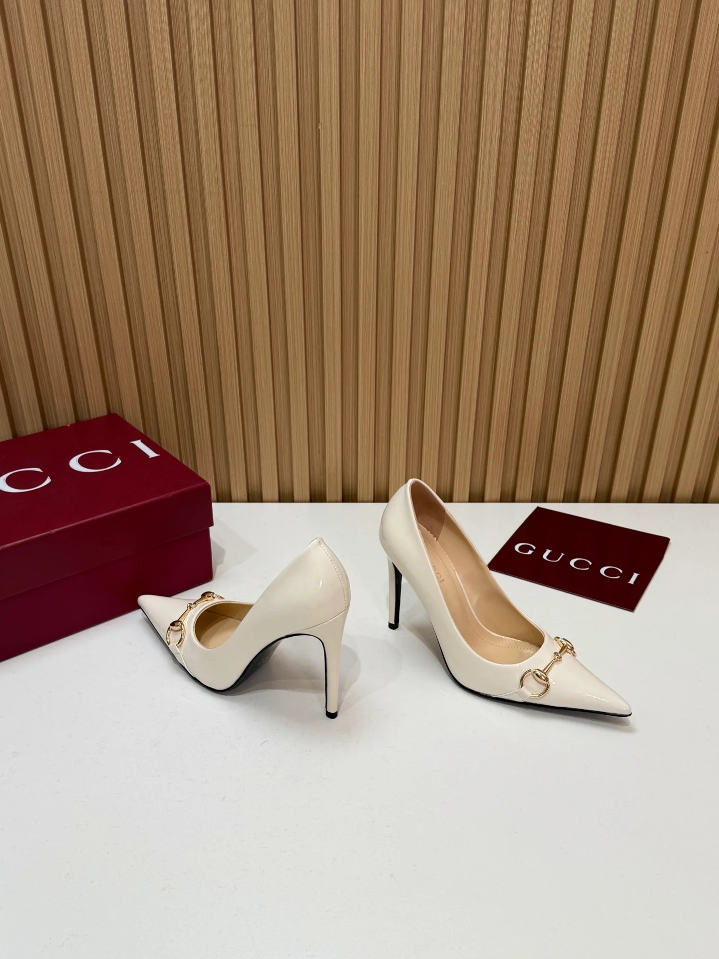 Туфли Женские Gucci 18245473