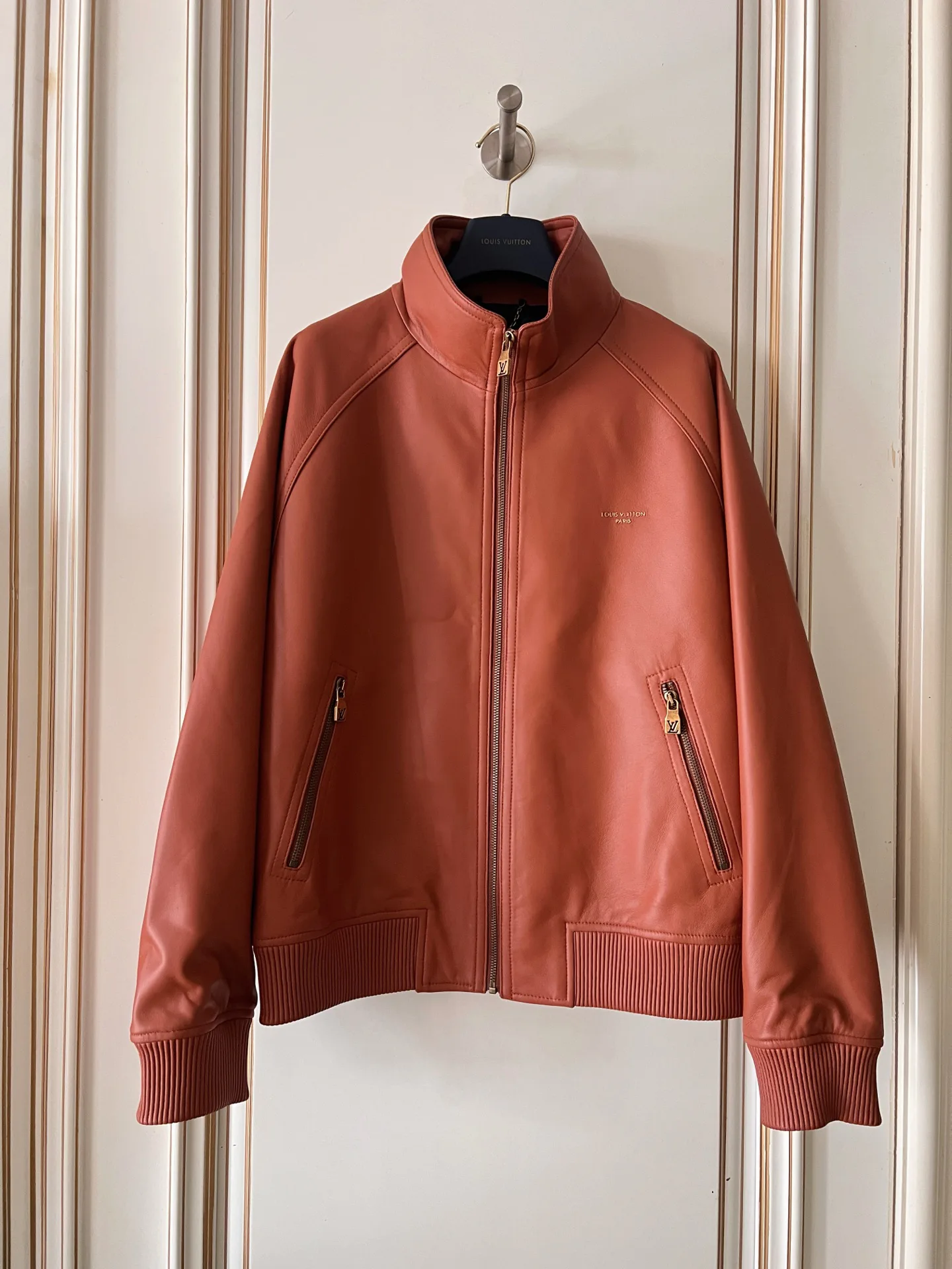 Кожаные Куртки И Дублёнки Женские Louis Vuitton 18408998