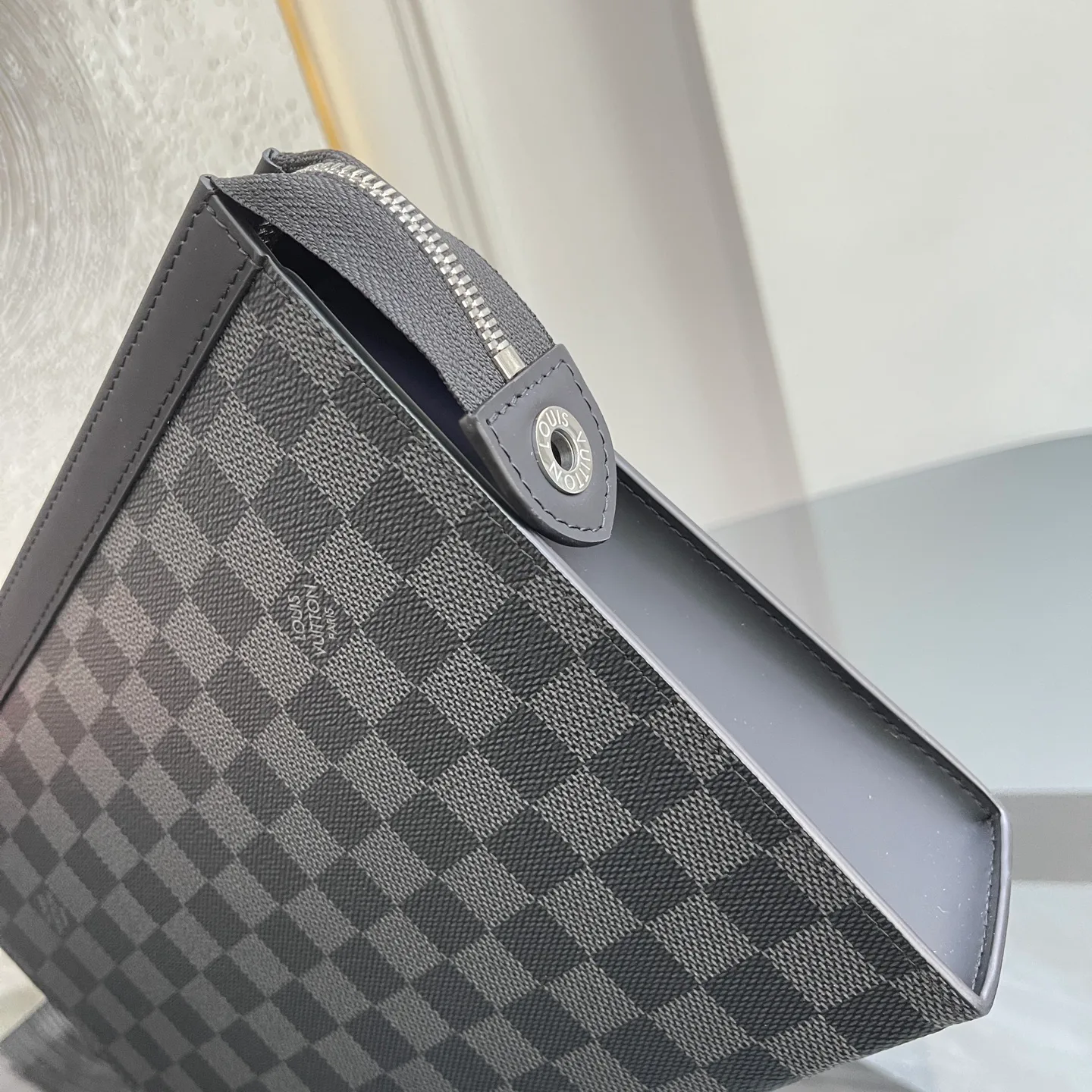 Клатчи Женские Louis Vuitton 11668943