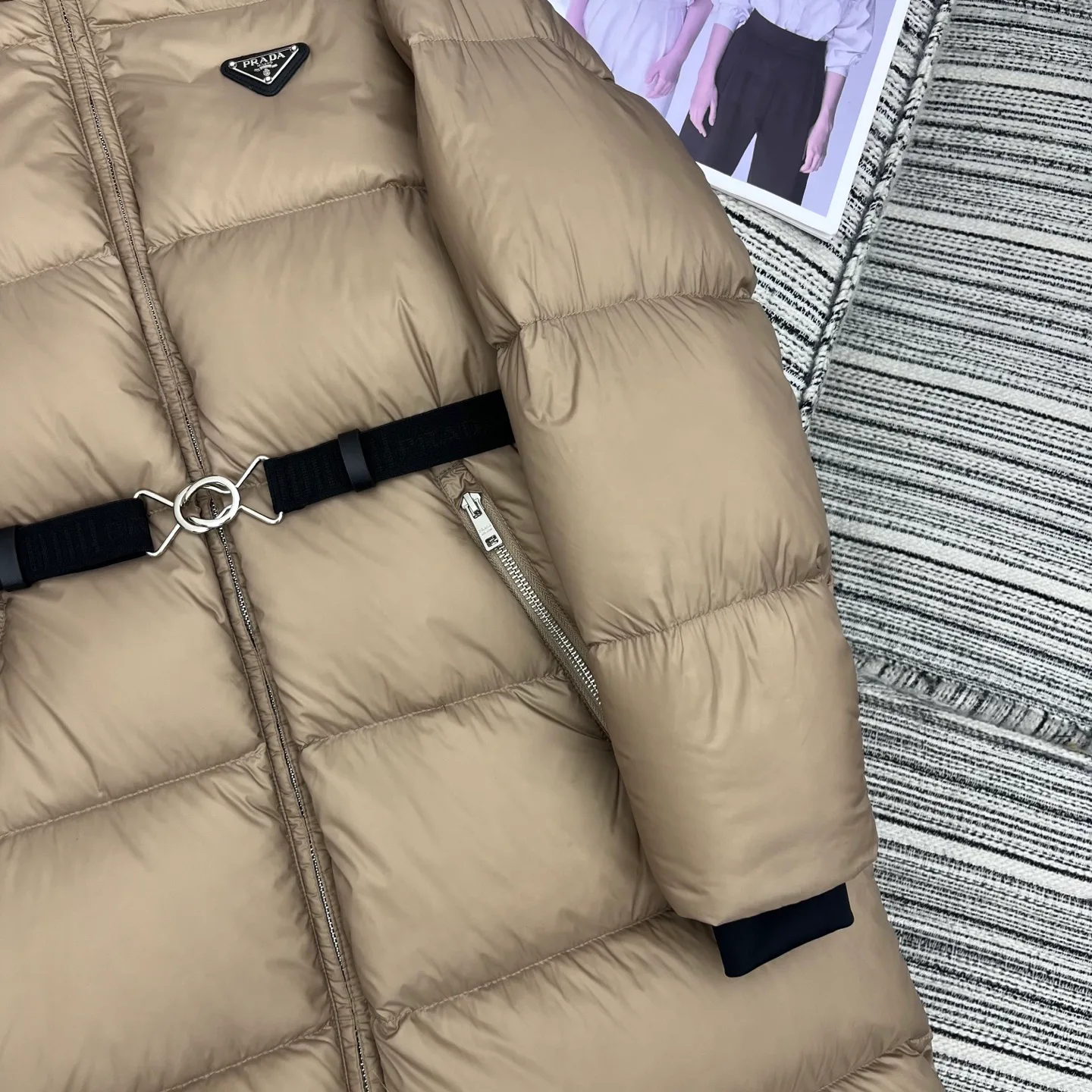 Пуховики Женские Prada 286628