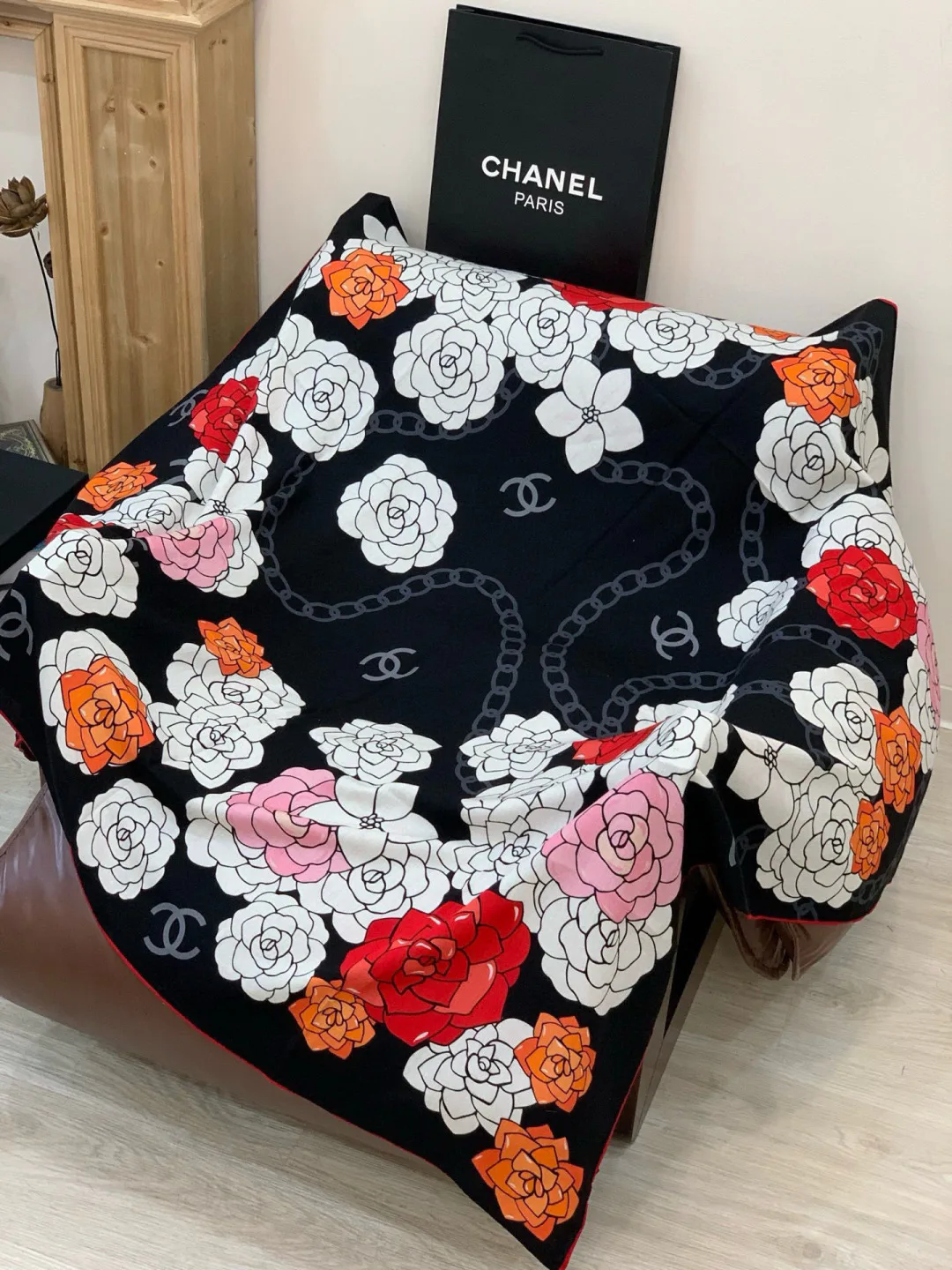 Платки Chanel 10114529