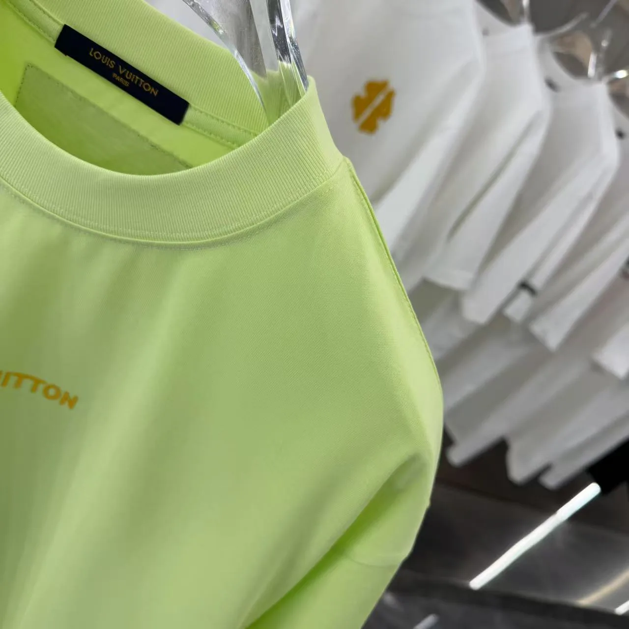 Футболки Женские Louis Vuitton 16838