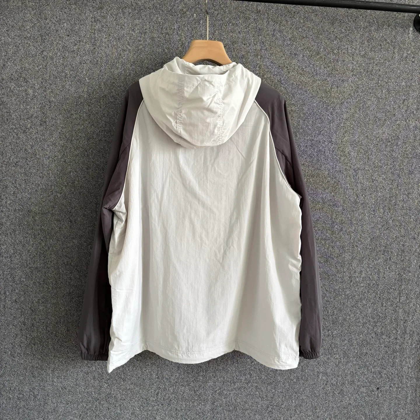 Куртки И Пуховики Женские Balenciaga 13222589