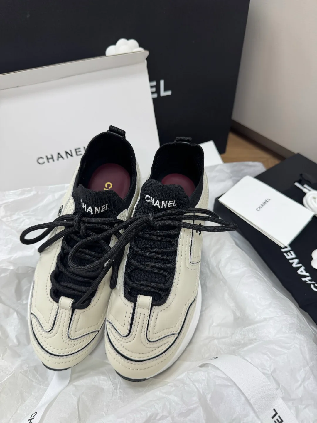 Кроссовки Женские Chanel 17418273