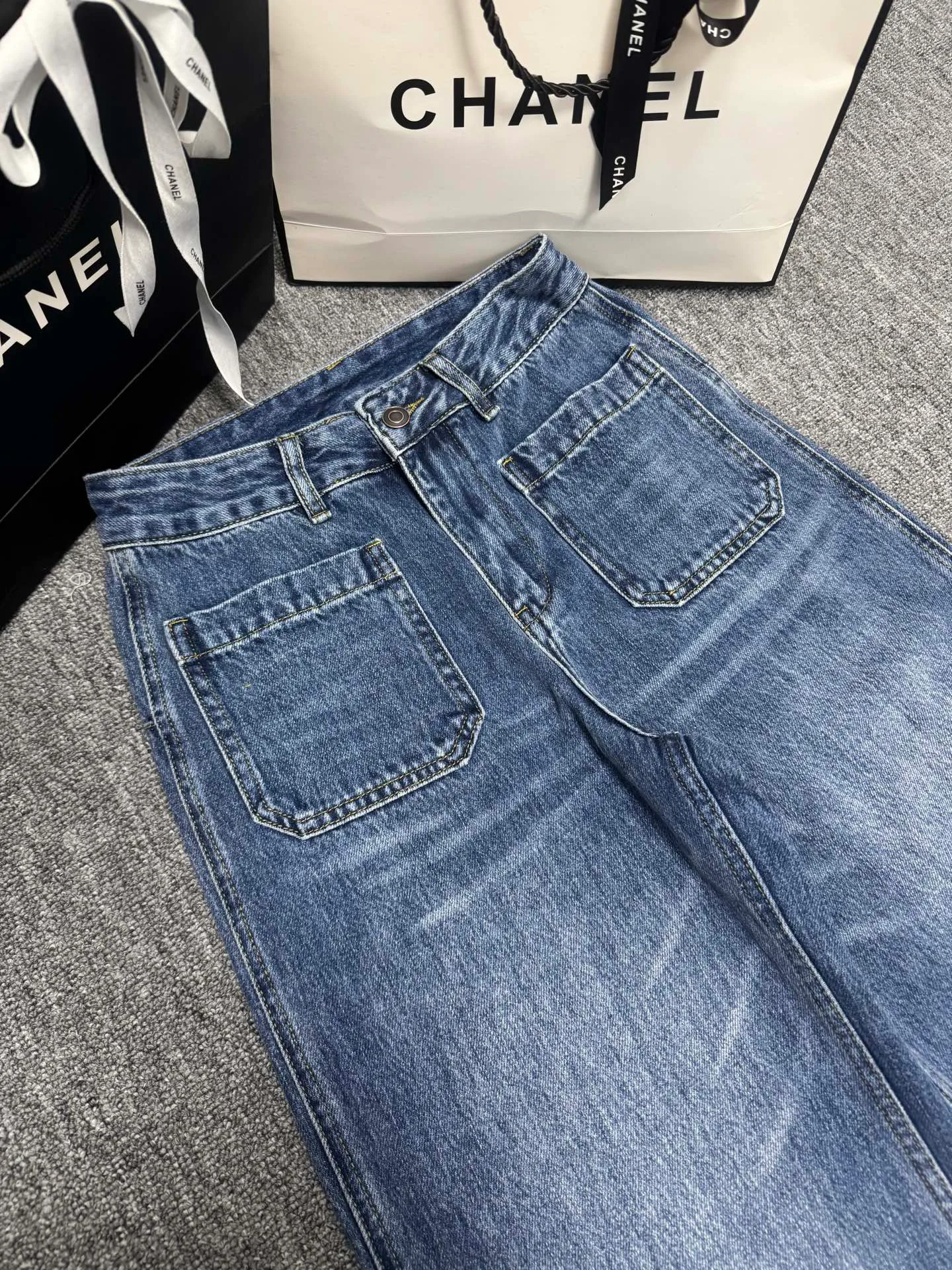 Джинсы Женские Christian Dior 12705560