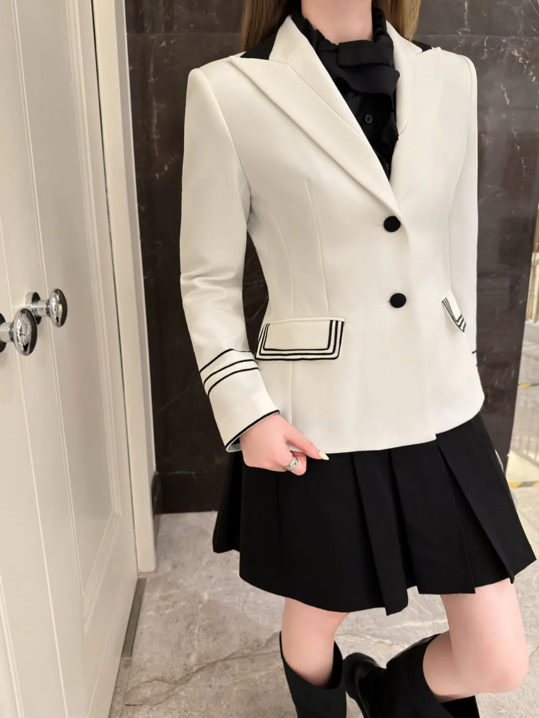 Куртки И Пуховики Женские Christian Dior 5051310