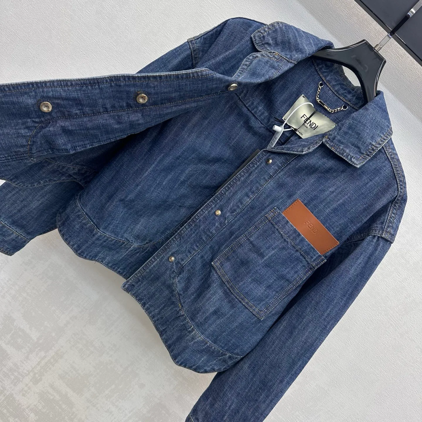 Куртки И Пуховики Женские Fendi 18279164