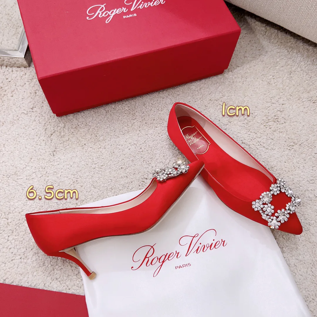 Туфли Женские Roger Vivier 19301452