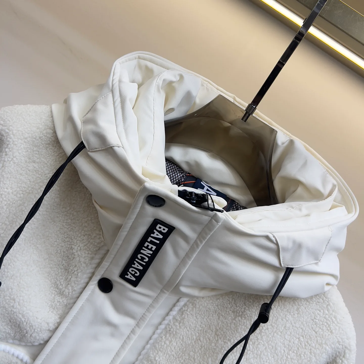 Куртки И Пуховики Женские Balenciaga 844048