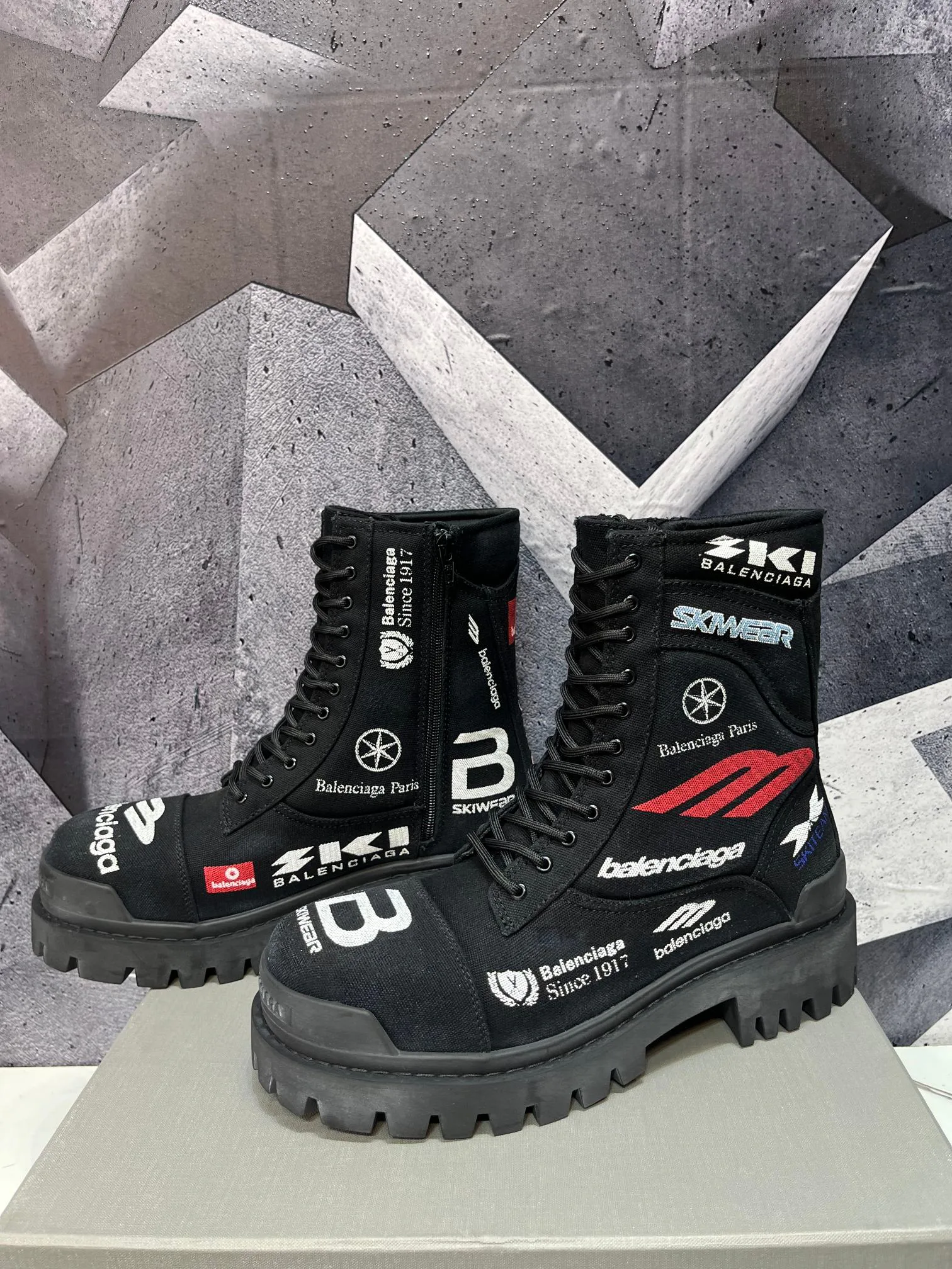 Ботинки Мужские Balenciaga 17962268