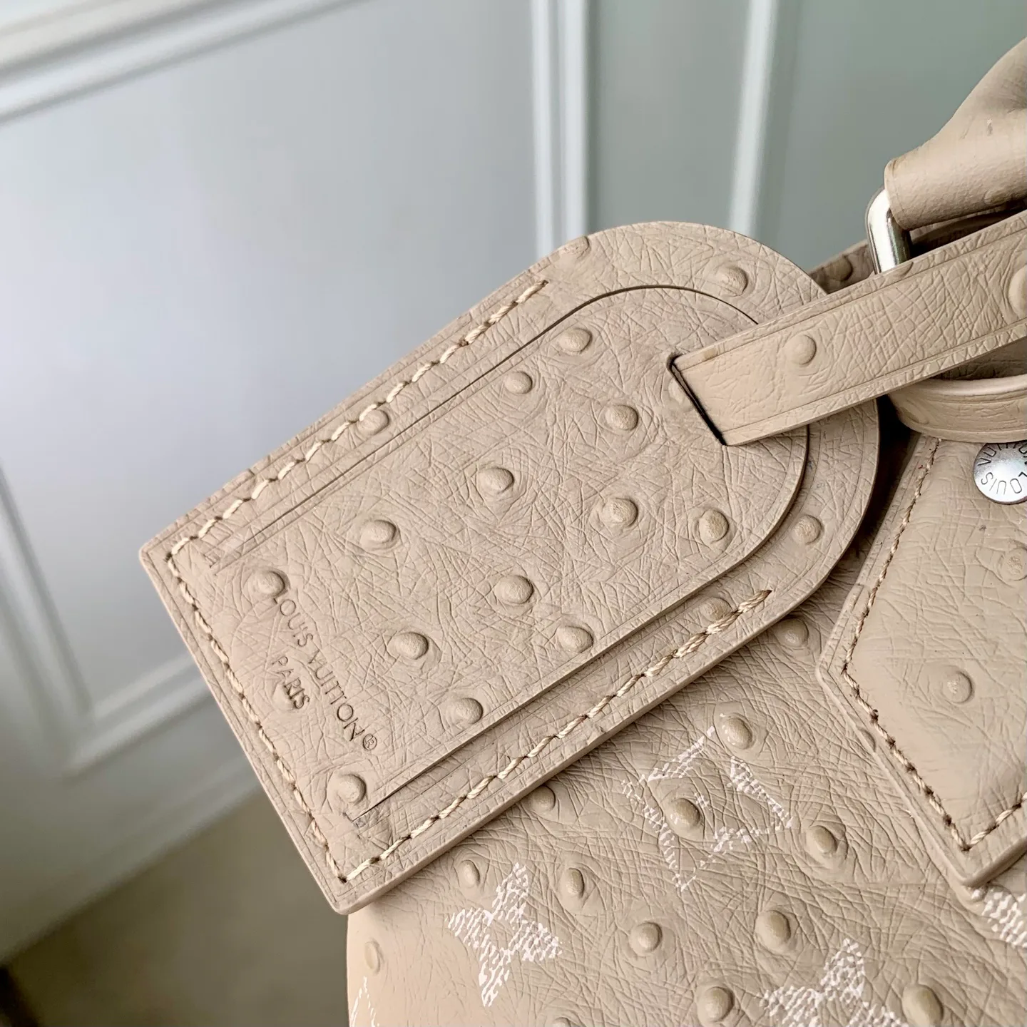 Классические Сумки Женские Louis Vuitton 18147441
