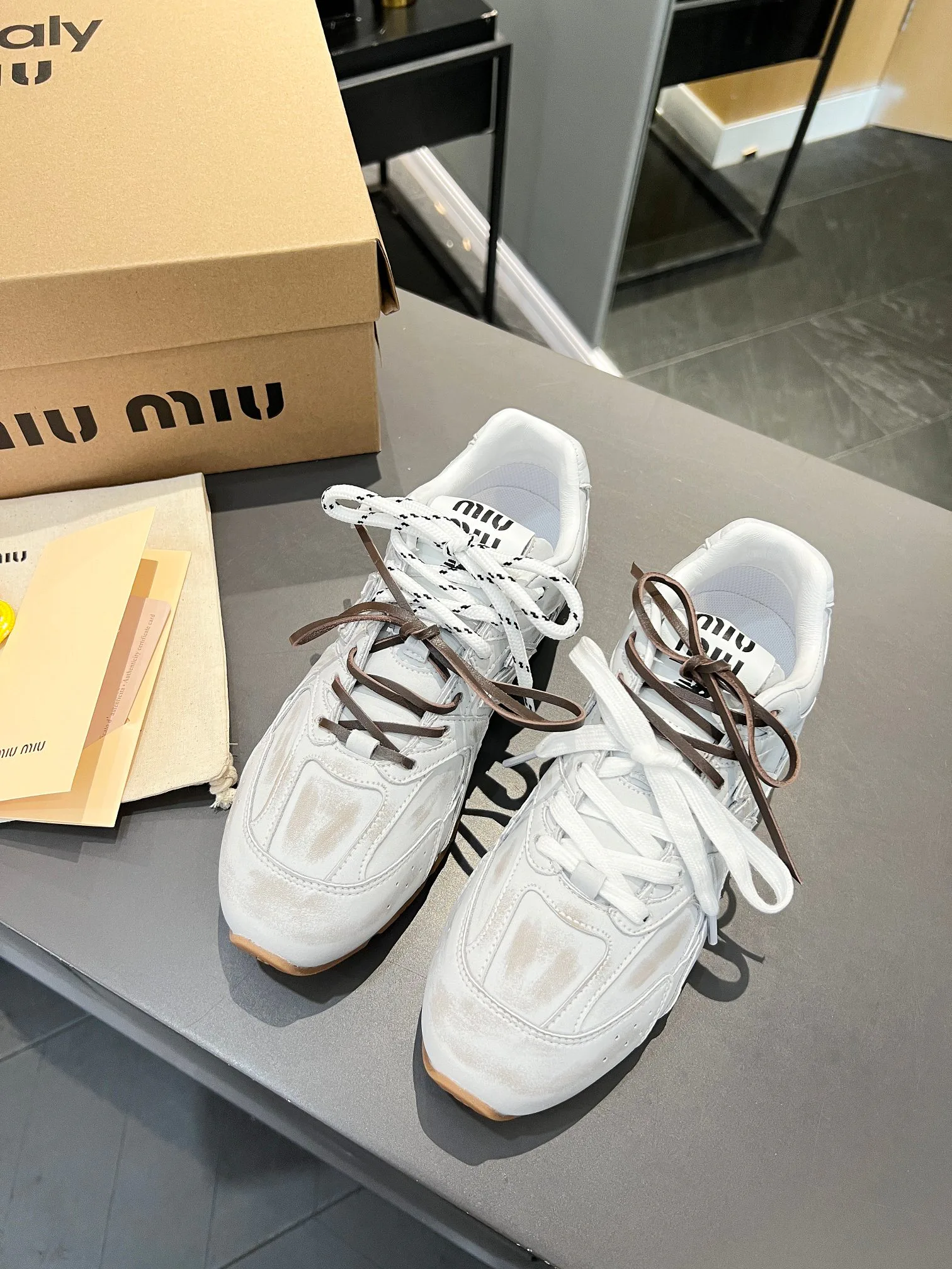 Кроссовки Женские Miu Miu 17949073