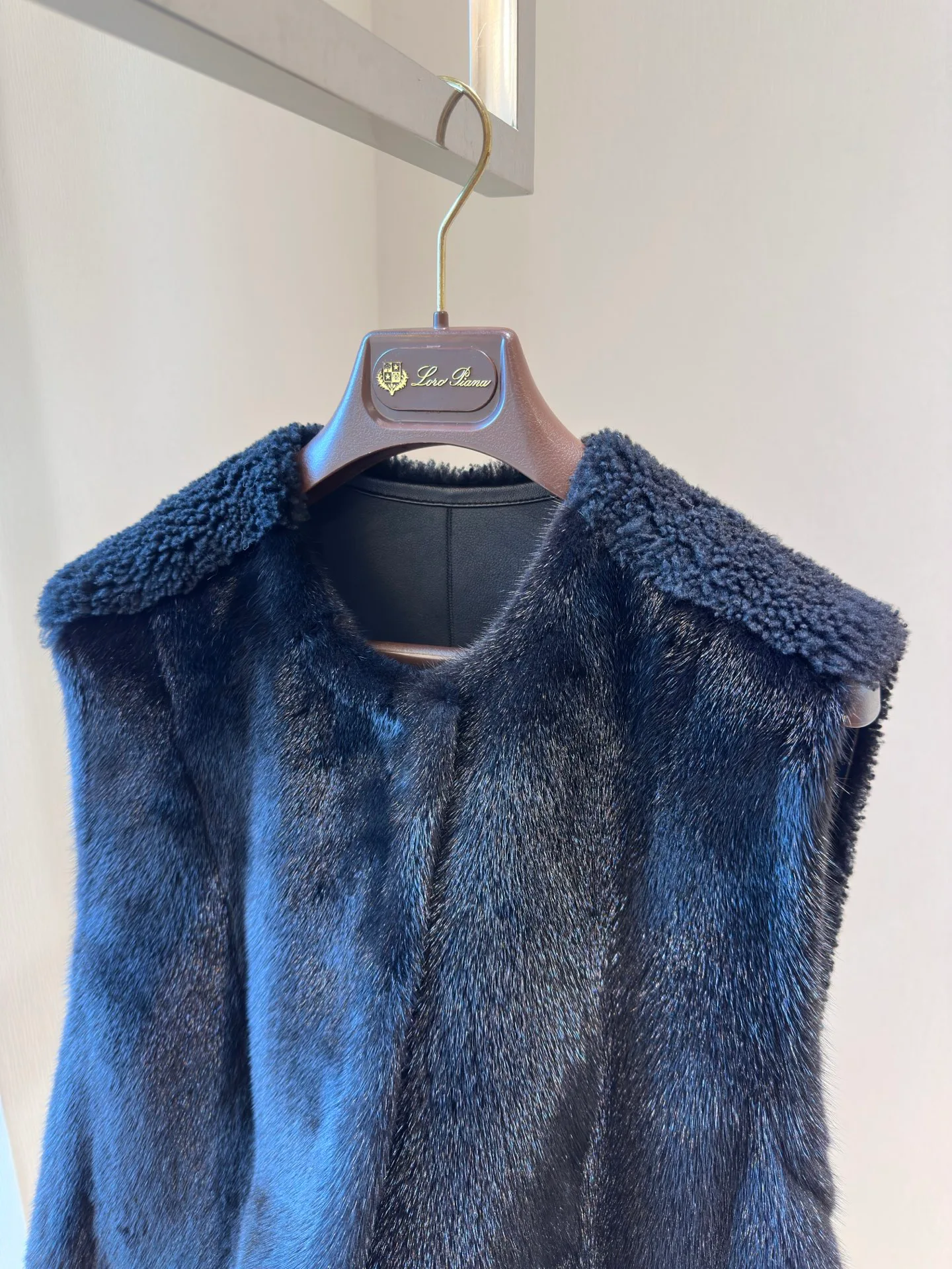 Жилеты Женские Loro Piana 831351