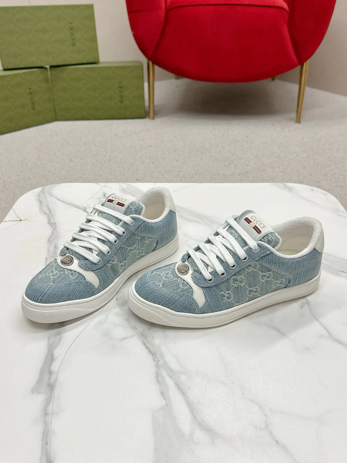 Кроссовки Женские Gucci 4784222