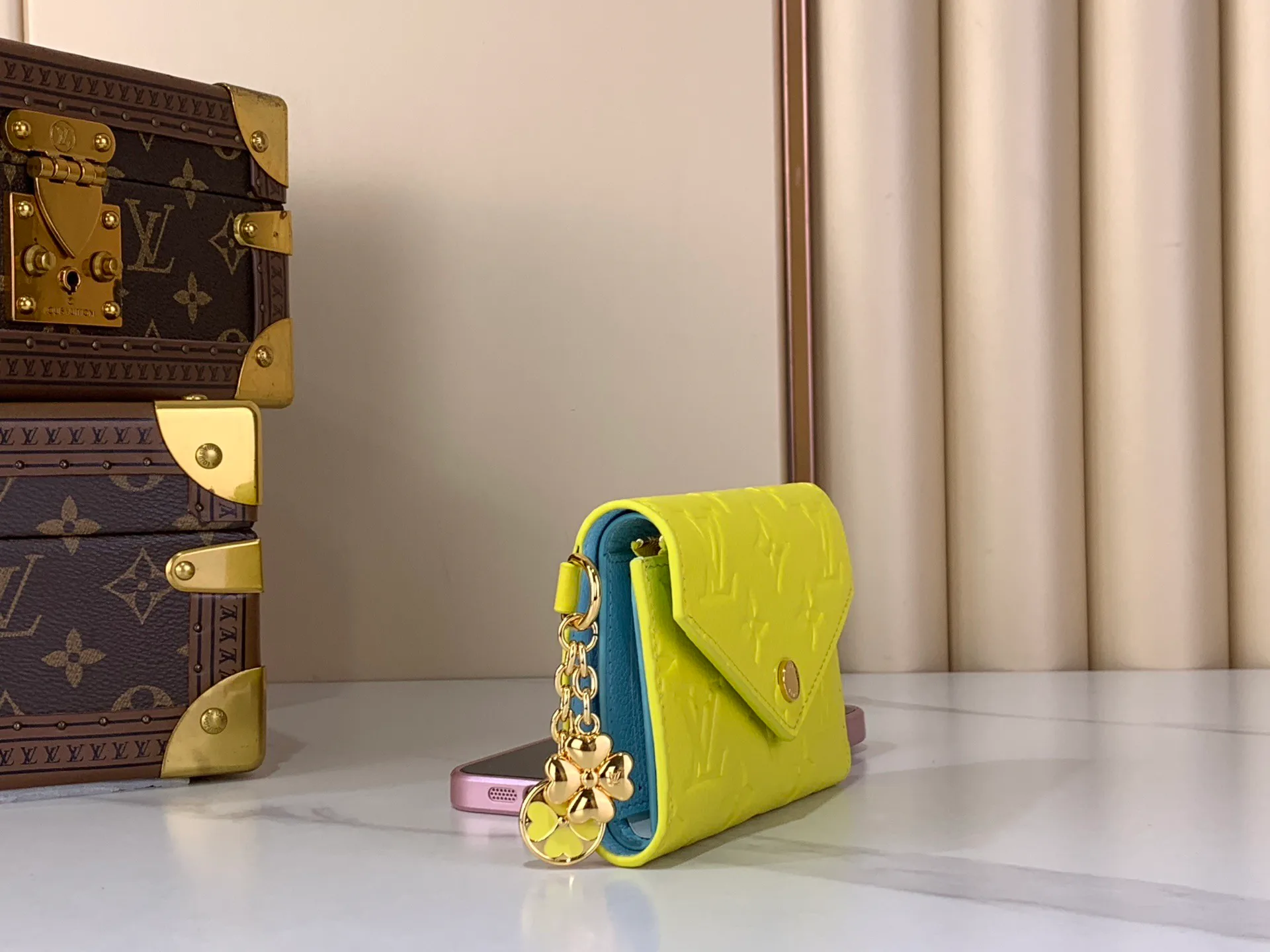 Клатчи Женские Louis Vuitton 13455882