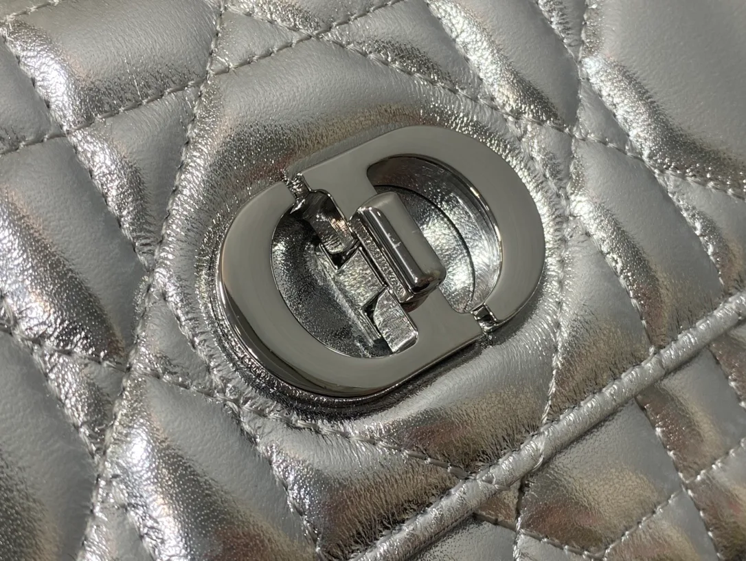 Клатчи Женские Christian Dior 11412686