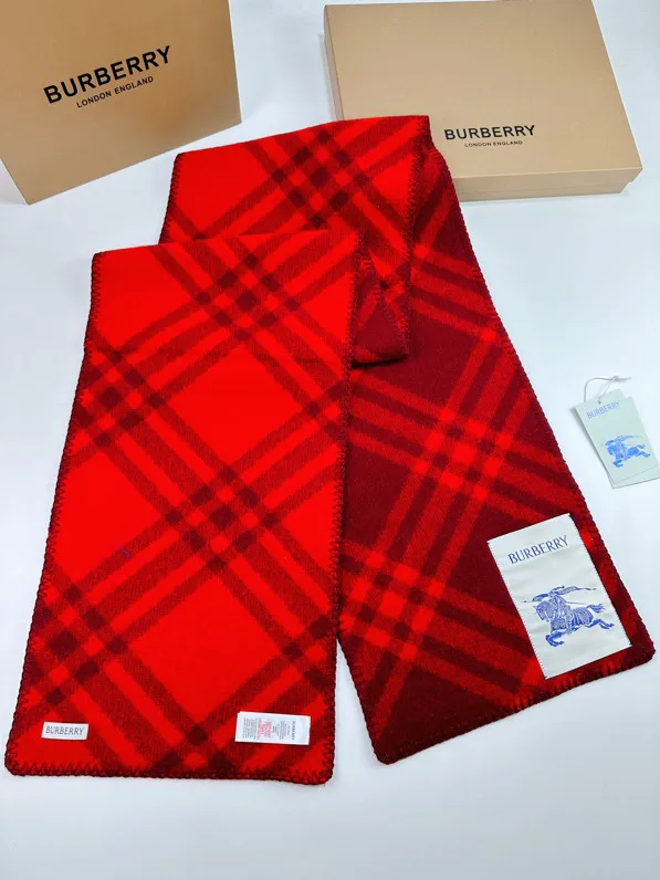 Шарфы Burberry 523810