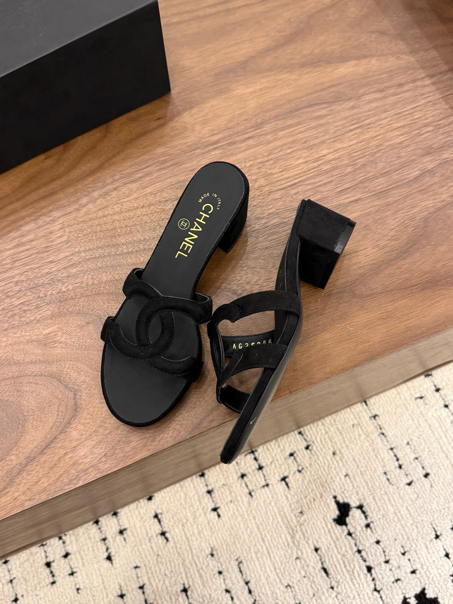 Туфли Женские Chanel 11516307
