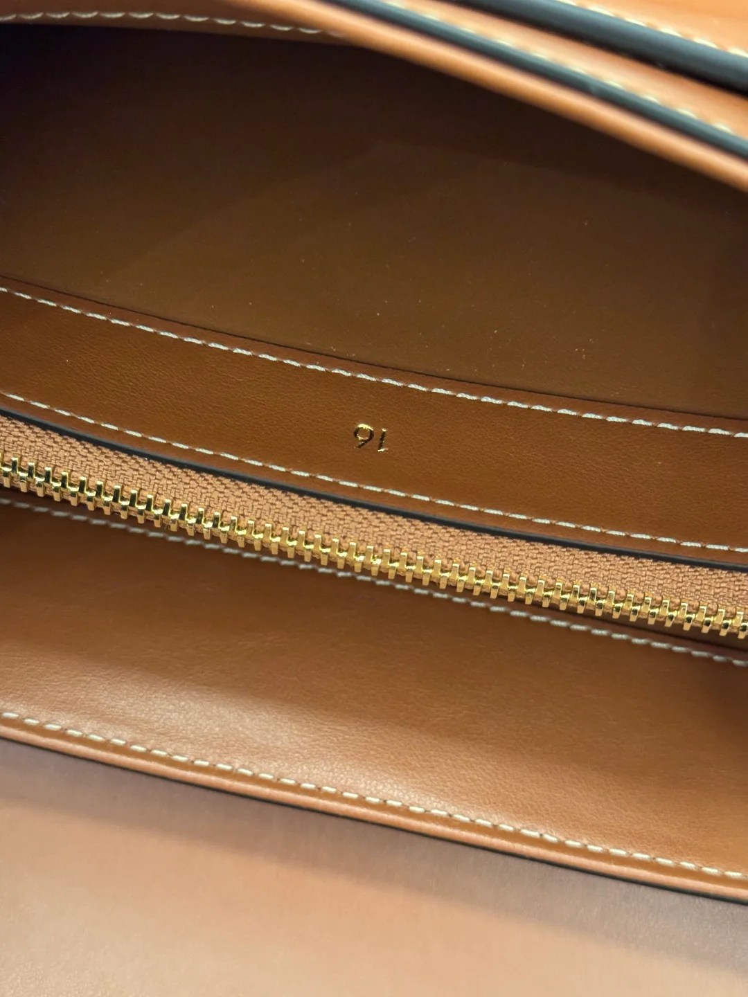 Классические Сумки Женские Celine 11607785
