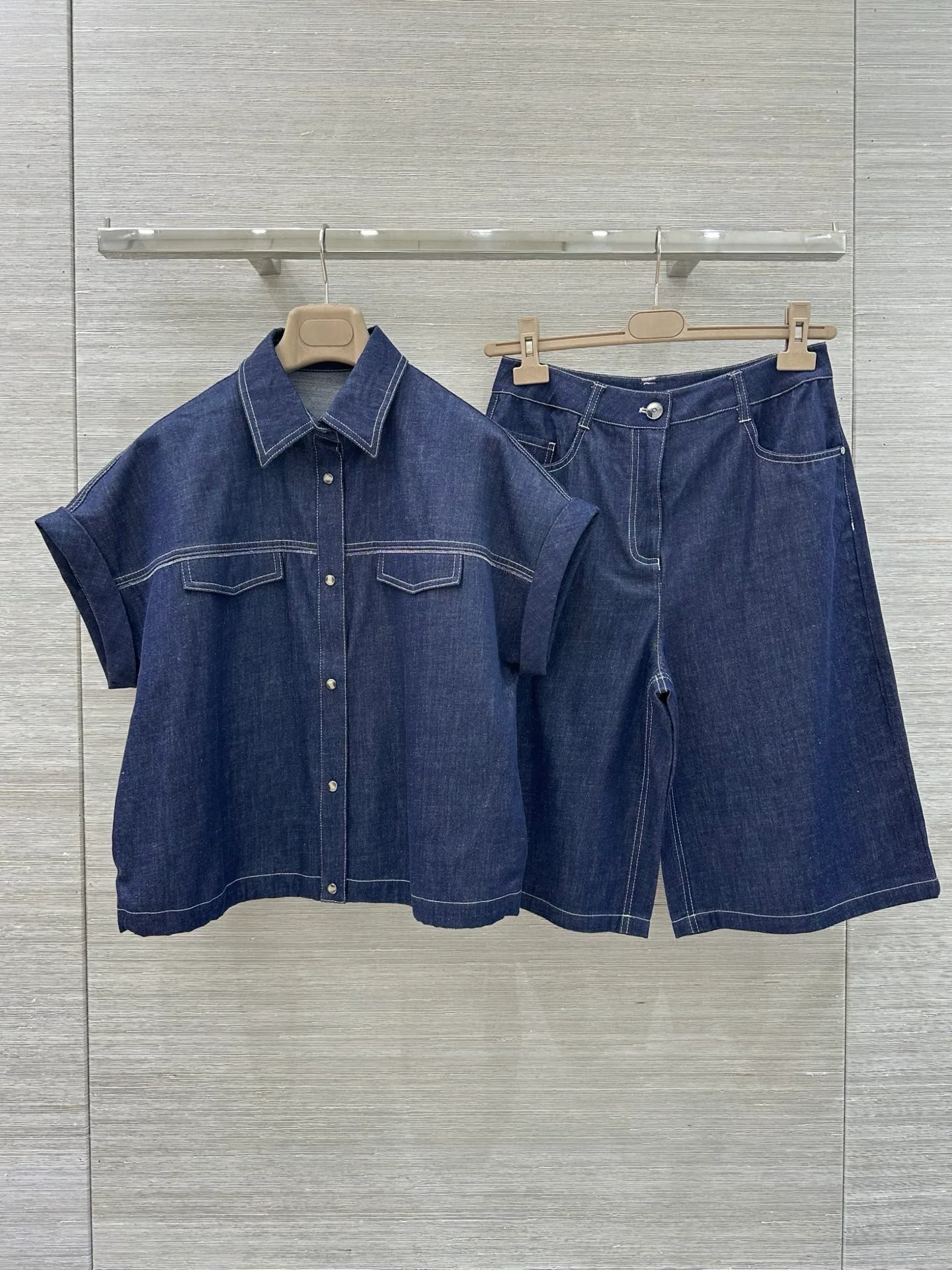 Шорты Женские Brunello Cucinelli 11207528