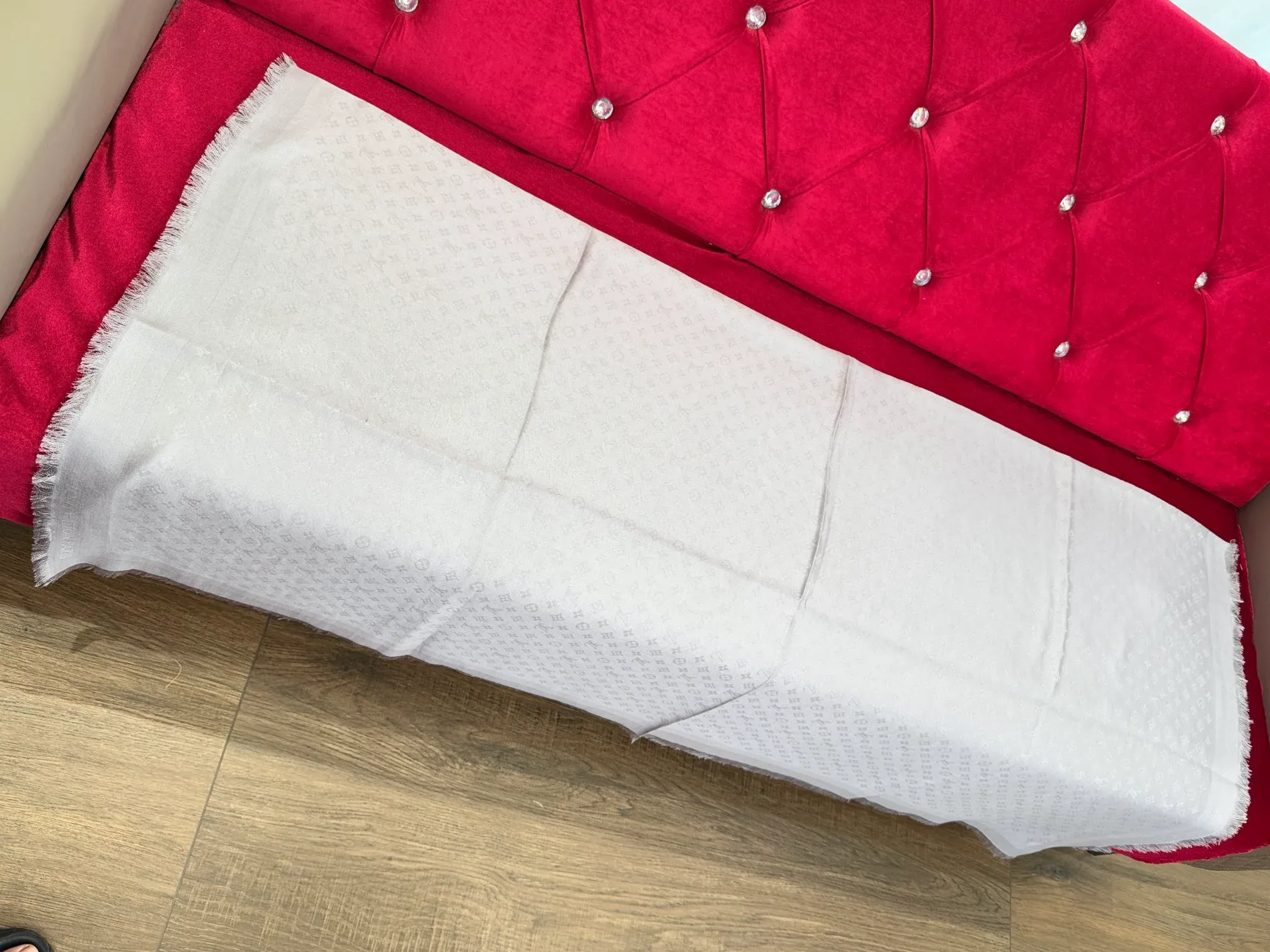 Шарфы Louis Vuitton 1255823