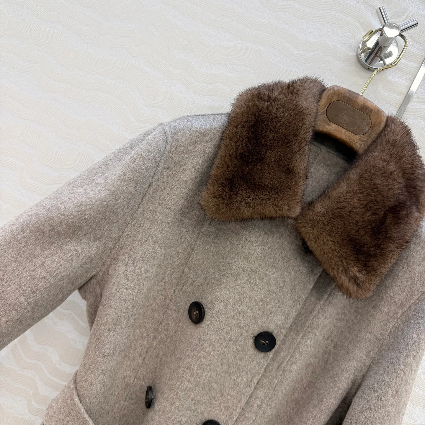 Пальто Женские Loro Piana 18601553
