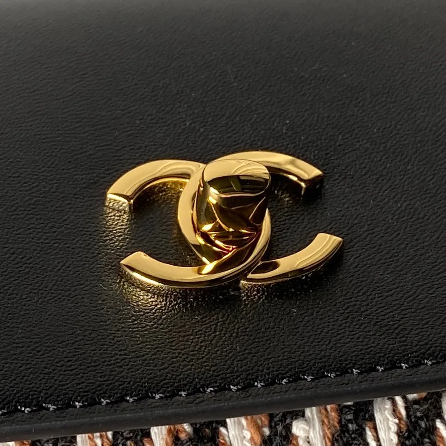 Классические Сумки Женские Chanel 18207845